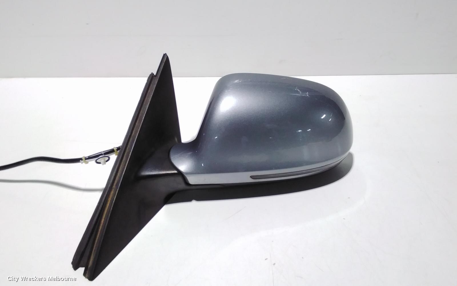 AUDI A4 LEFT DOOR MIRROR, B8 8K, A4, MANUAL FOLD, NO LANE CHANGE ASSIST TYPE, 1 PLUG (6 WIRE), 02/2008 - 05/2009