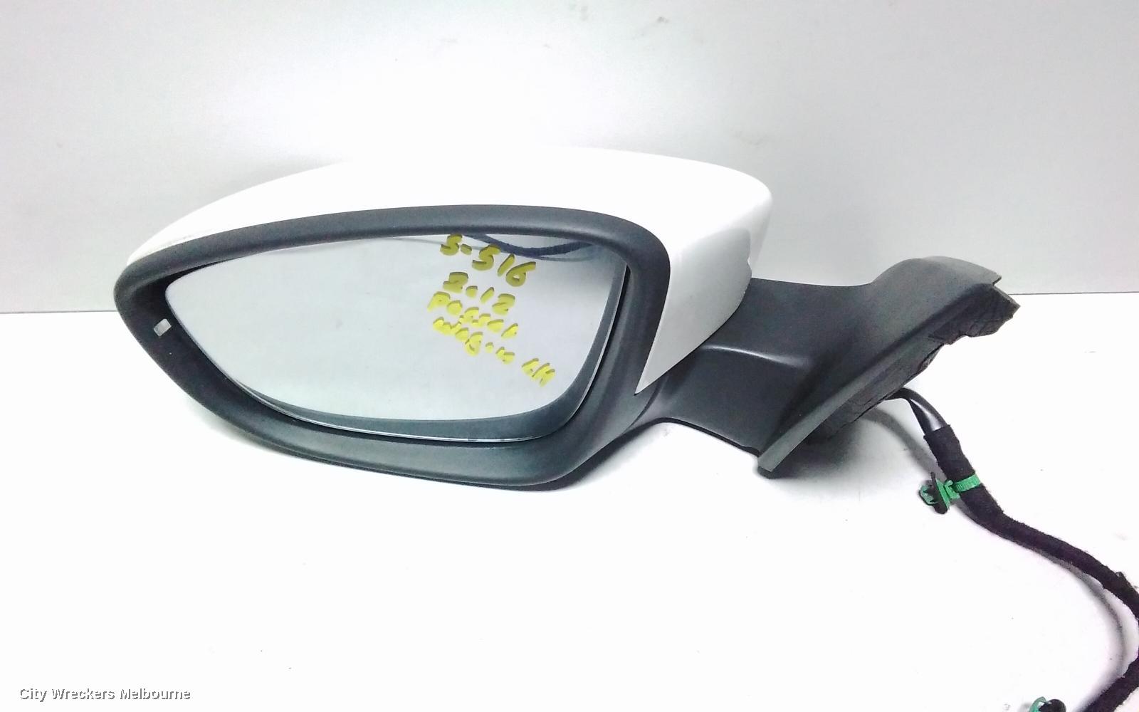 VOLKSWAGEN PASSAT LEFT DOOR MIRROR, 3C/MK6 B7, MANUAL FOLD, NON LANE CHANGE ASSIST TYPE (6XU/7Y0), 09/2010 - 05/2015