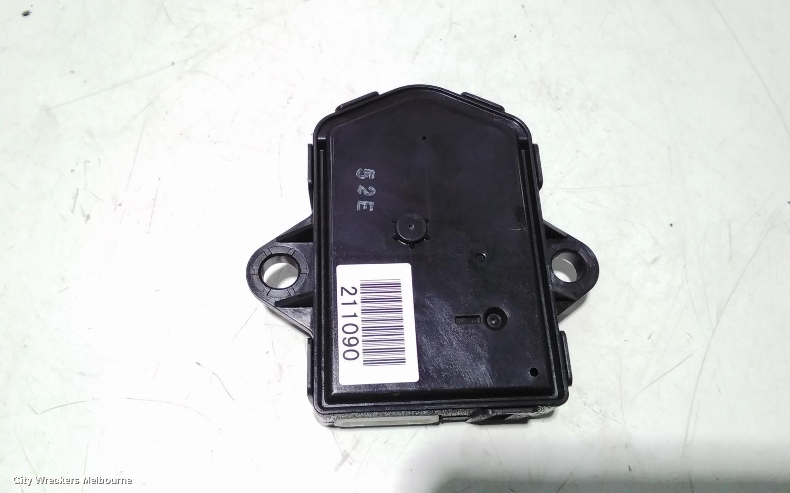 LEXUS RX SERIES RIGHT HEADLAMP, MCU3#, XENON, LENS# 48-66 KOITO, 08/2004 - 11/2005