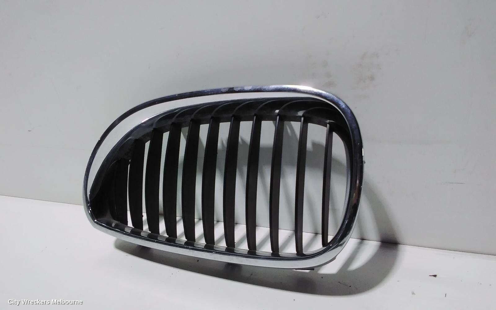 BMW 5 SERIES GRILLE, MAIN GRILLE (LH SIDE), E60, BLACK, 10/2003 - 04/2010