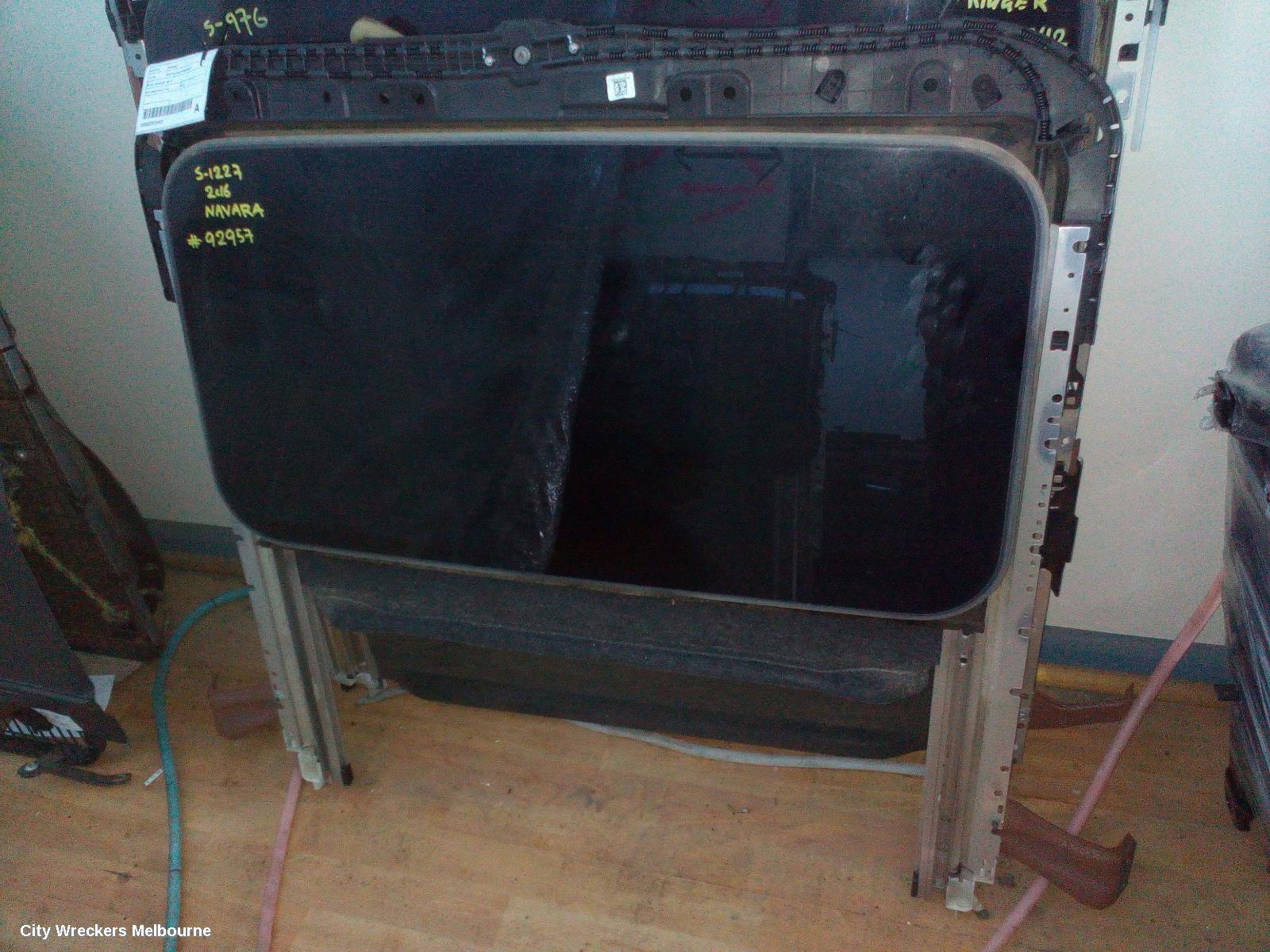 NISSAN NAVARA ROOF GLASS/SUNROOF/T, NP300, SUNROOF, 05/2015 ONWARDS