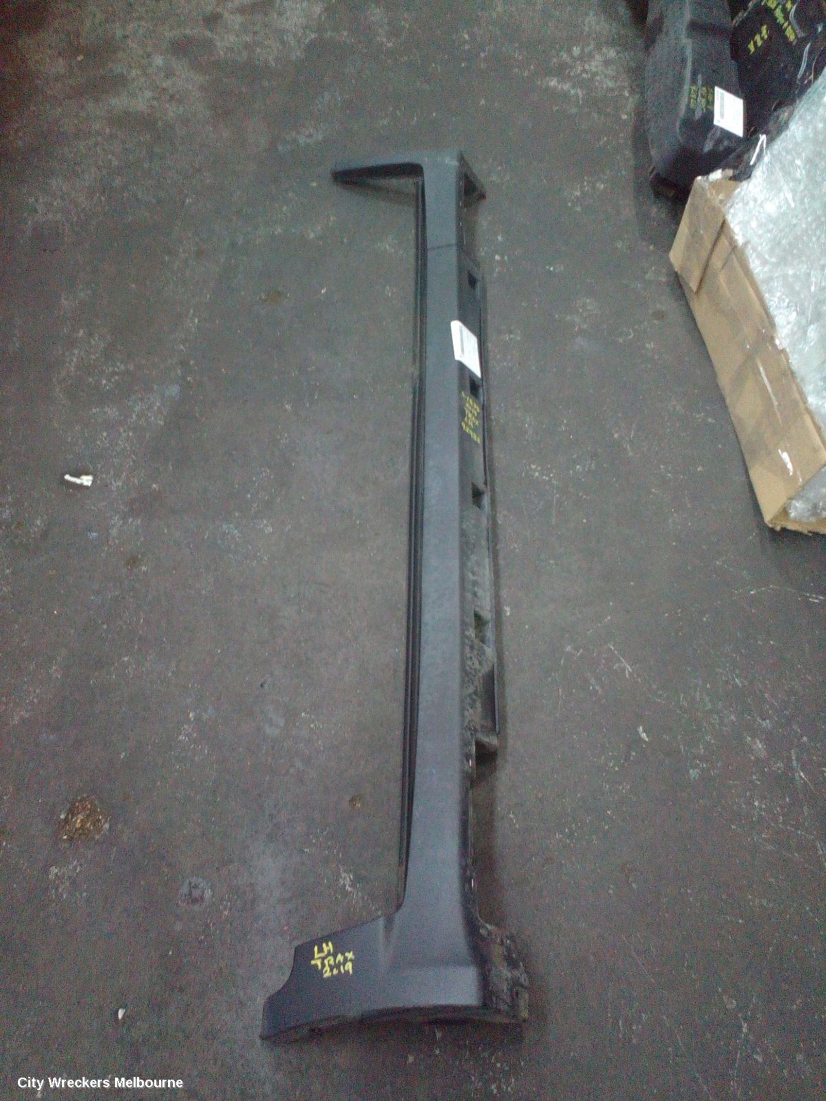 HOLDEN TRAX SIDE STEP/SKIRT, TJ, 08/2013 - 12/2020