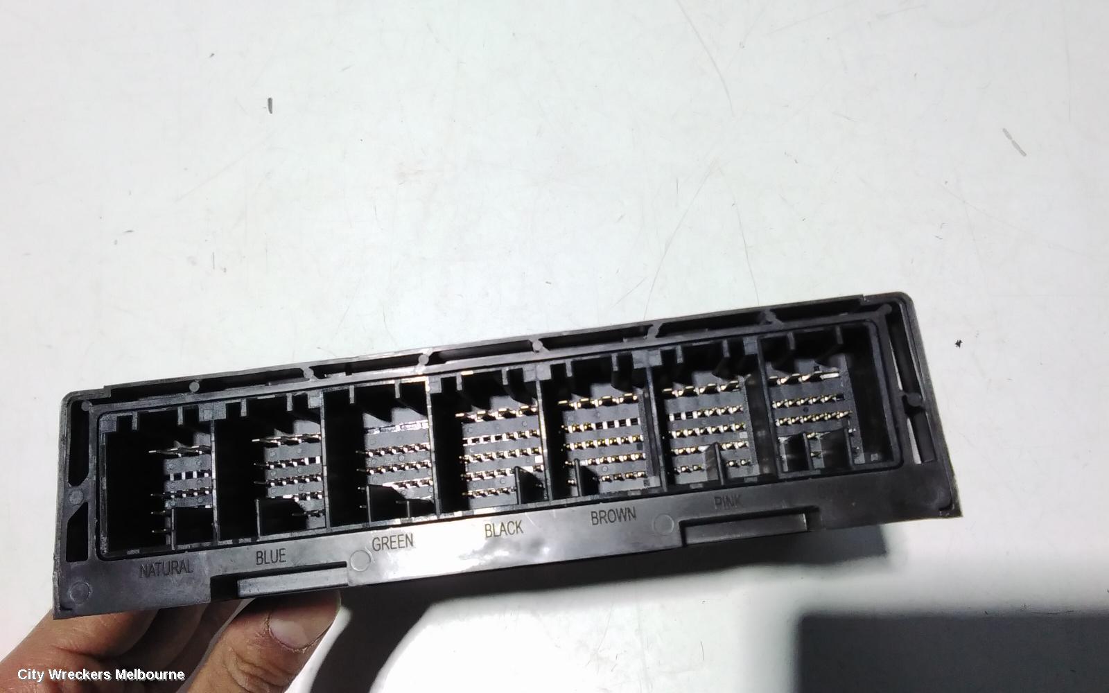 HOLDEN TRAX FUSE BOX, UNDER DASH, TJ SERIES, 08/2013 - 12/2020