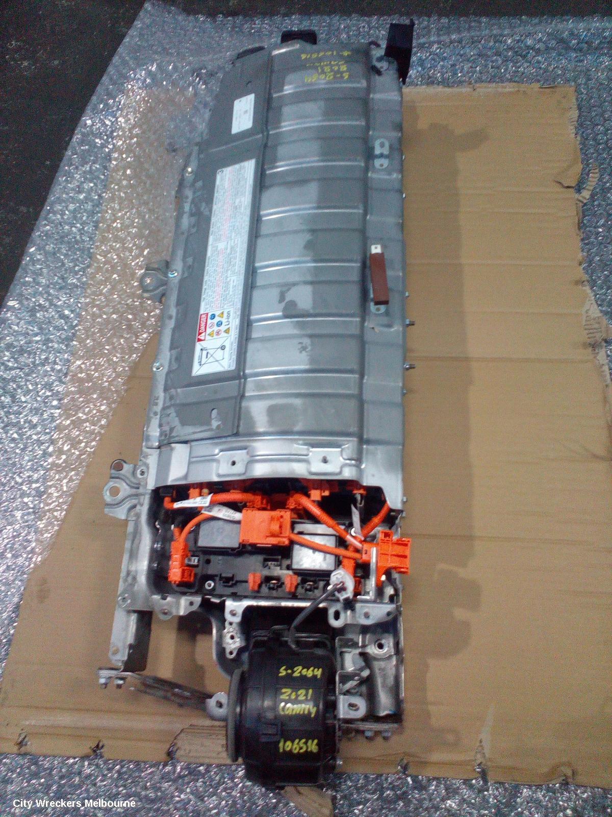 TOYOTA CAMRY BATTERY, 12V VOLT BATTERY (LOCATED IN FRONT), XV70, 09/2017 ONWARDS