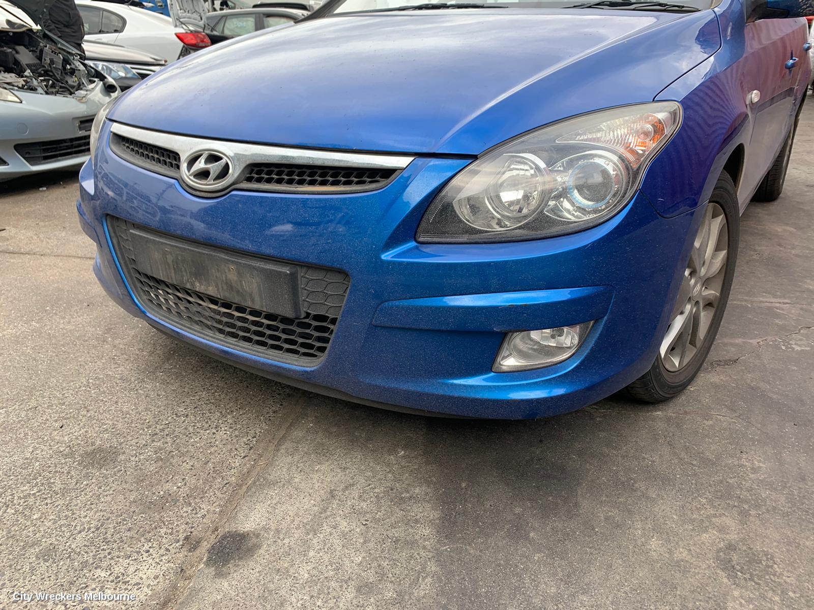 HYUNDAI I30 RIGHT FRONT DOOR WINDOW, FD, WAGON, 02/2009 - 04/2012