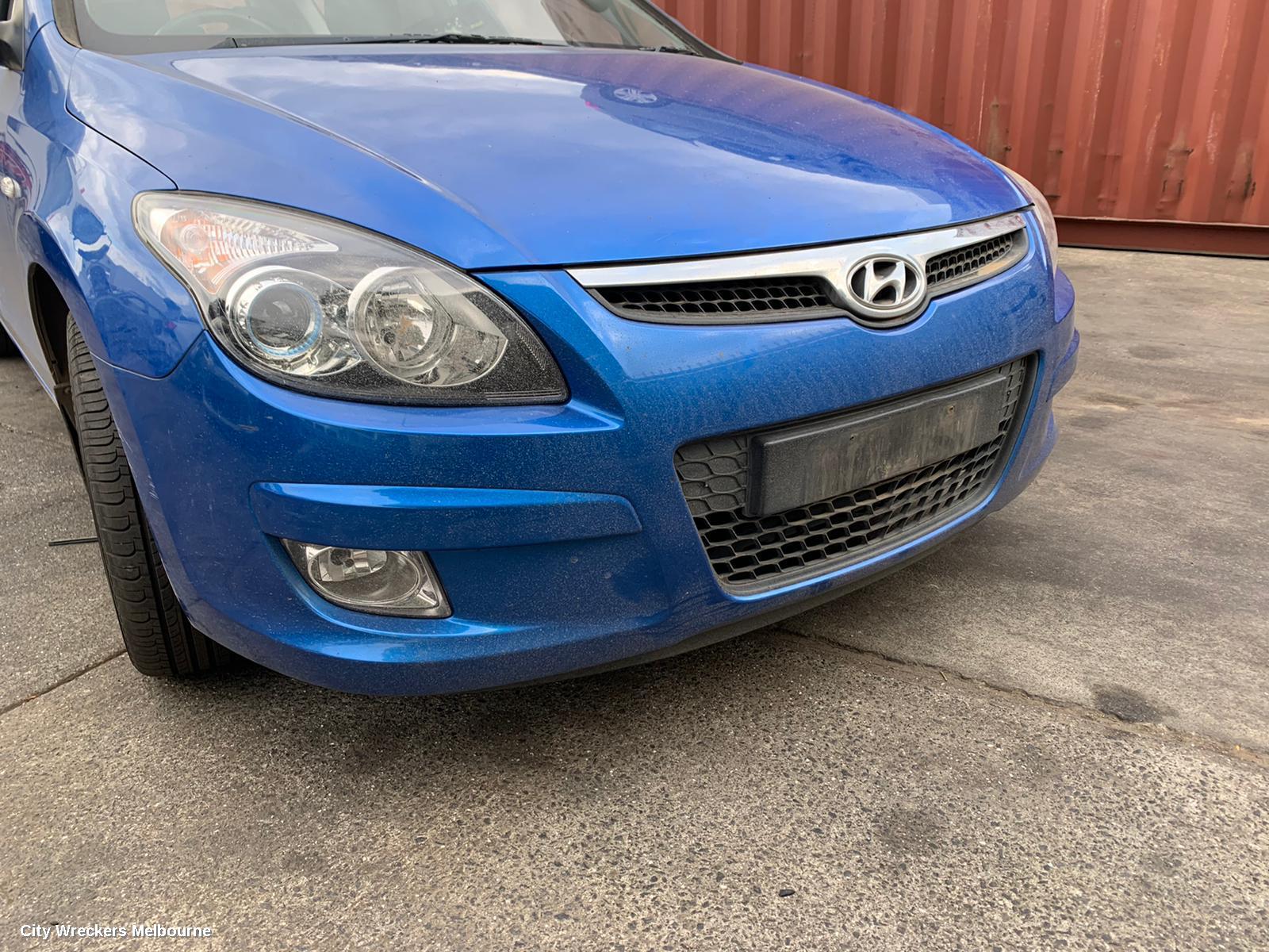 HYUNDAI I30 RIGHT FRONT DOOR WINDOW, FD, WAGON, 02/2009 - 04/2012