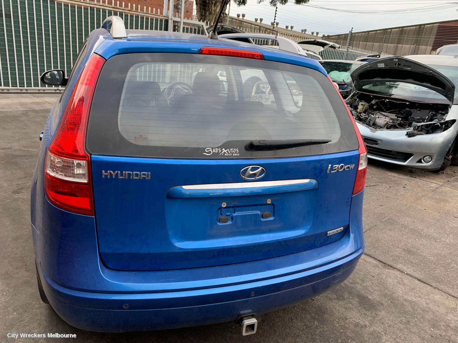HYUNDAI I30 RIGHT FRONT DOOR WINDOW, FD, WAGON, 02/2009 - 04/2012