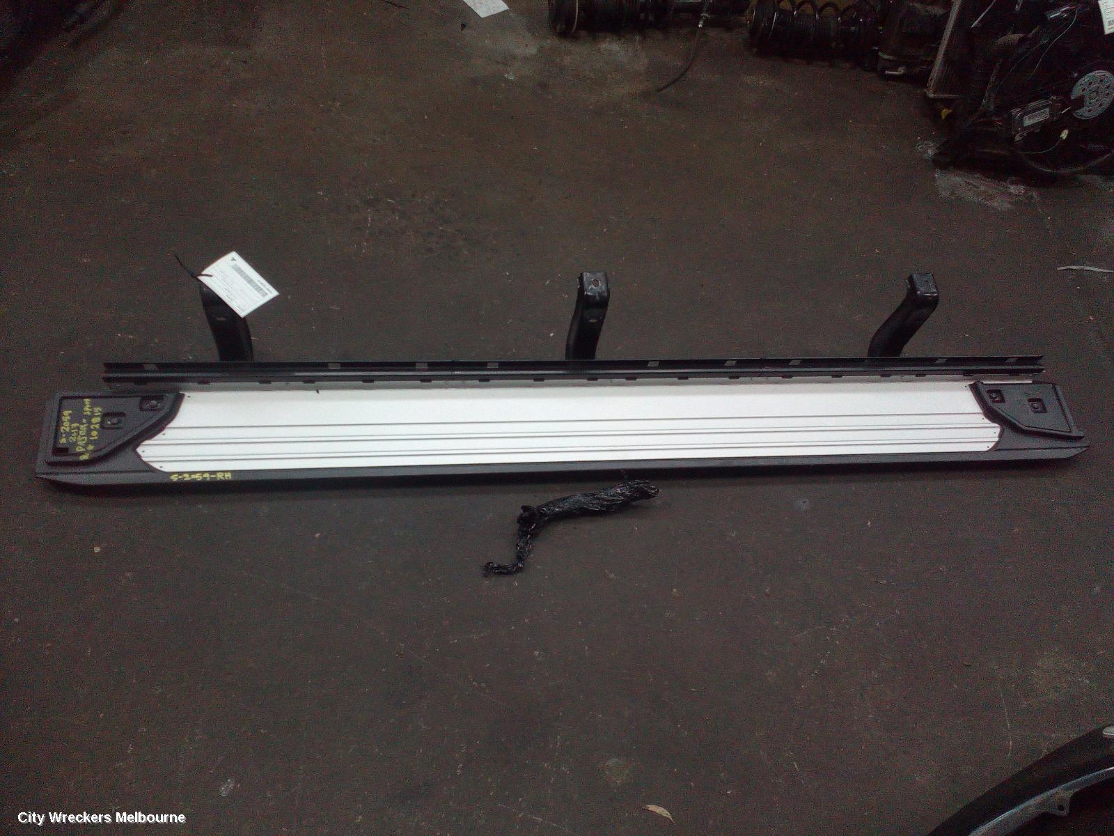MITSUBISHI PAJERO SIDE STEP/SKIRT, QE-QF, PAJERO SPORT, STEP, RH SIDE, 10/2015 ONWARDS