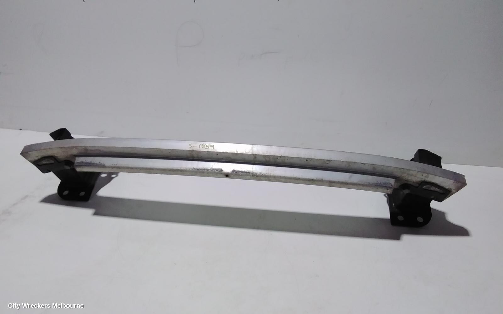 AUDI Q7 F/BAR REINFORC/BRACK, REINFORCEMENT, 4L, 09/2006 - 08/2015