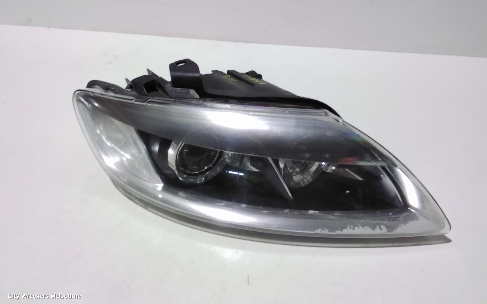 AUDI Q7 RIGHT HEADLAMP, 4L, XENON, ADAPTIVE TYPE, 09/2006 - 09/2009