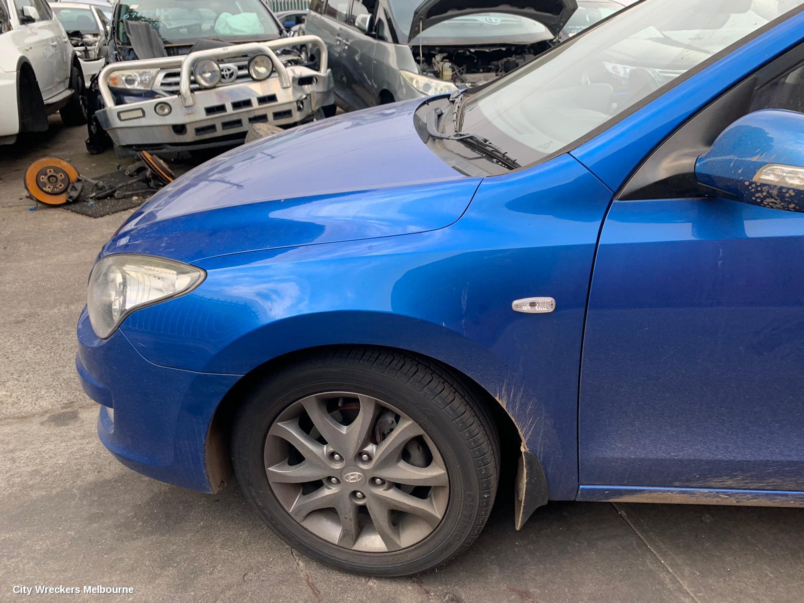 HYUNDAI I30 RIGHT FRONT DOOR WINDOW, FD, WAGON, 02/2009 - 04/2012
