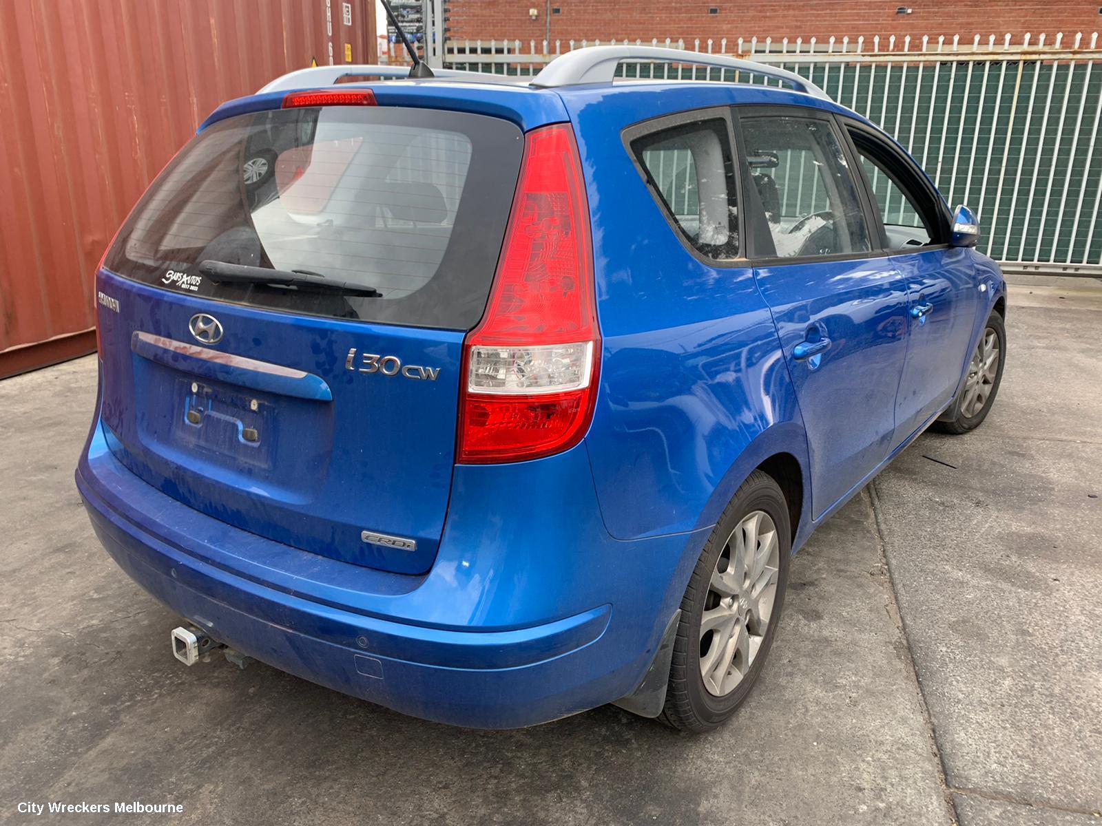 HYUNDAI I30 RIGHT FRONT DOOR WINDOW, FD, WAGON, 02/2009 - 04/2012