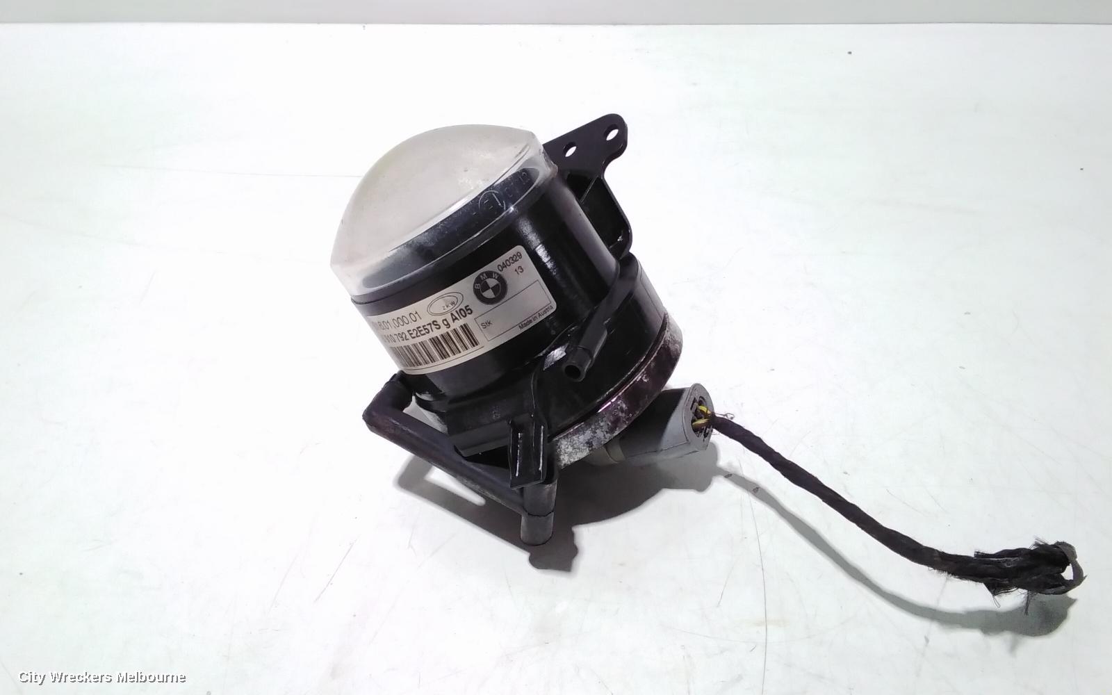 BMW 5 SERIES RIGHT INDICATOR/FOG/SIDE, BUMPER FOGLAMP, E60/E61, NON M SPORT TYPE, 10/2003 - 05/2007