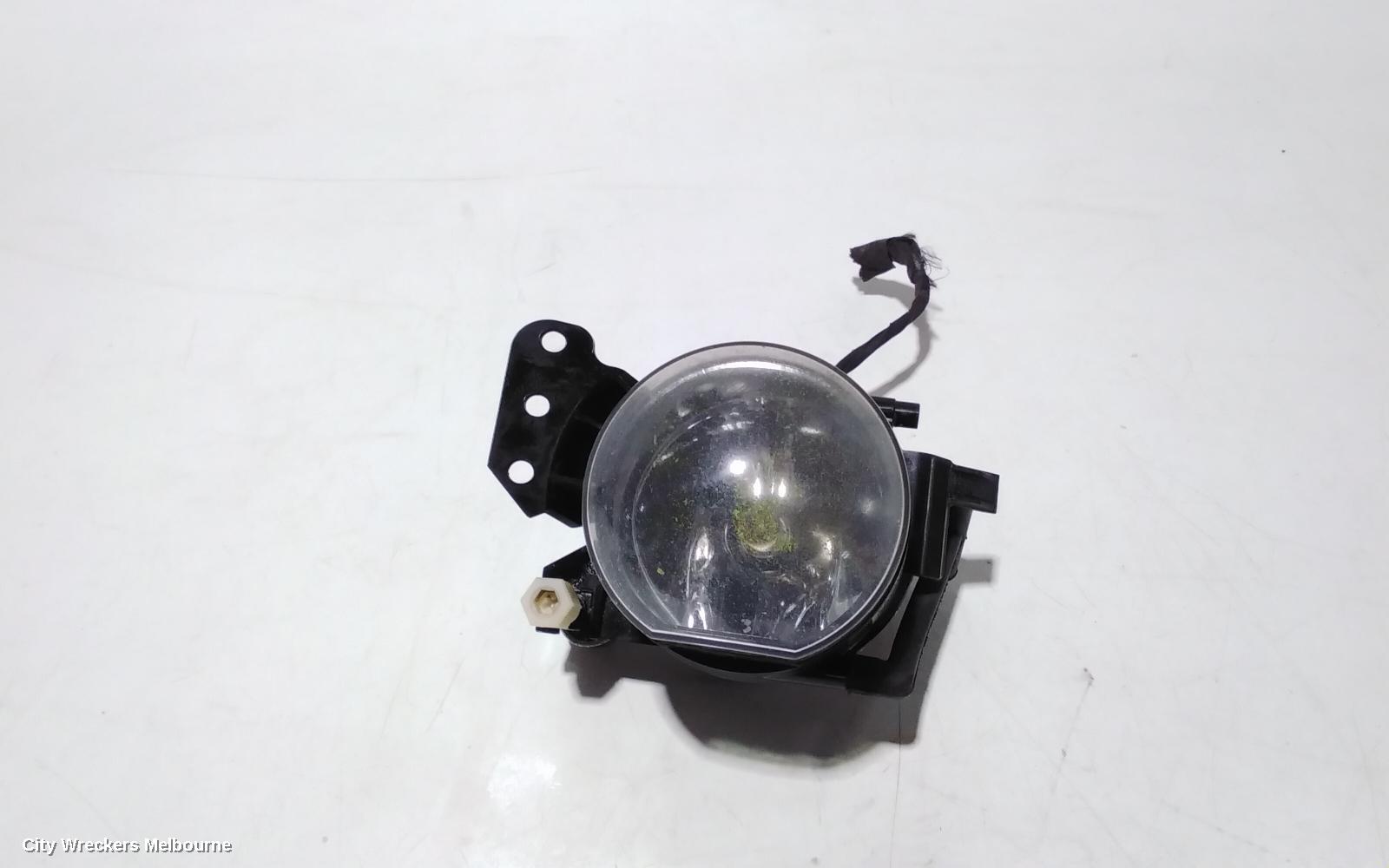BMW 5 SERIES RIGHT INDICATOR/FOG/SIDE, BUMPER FOGLAMP, E60/E61, NON M SPORT TYPE, 10/2003 - 05/2007