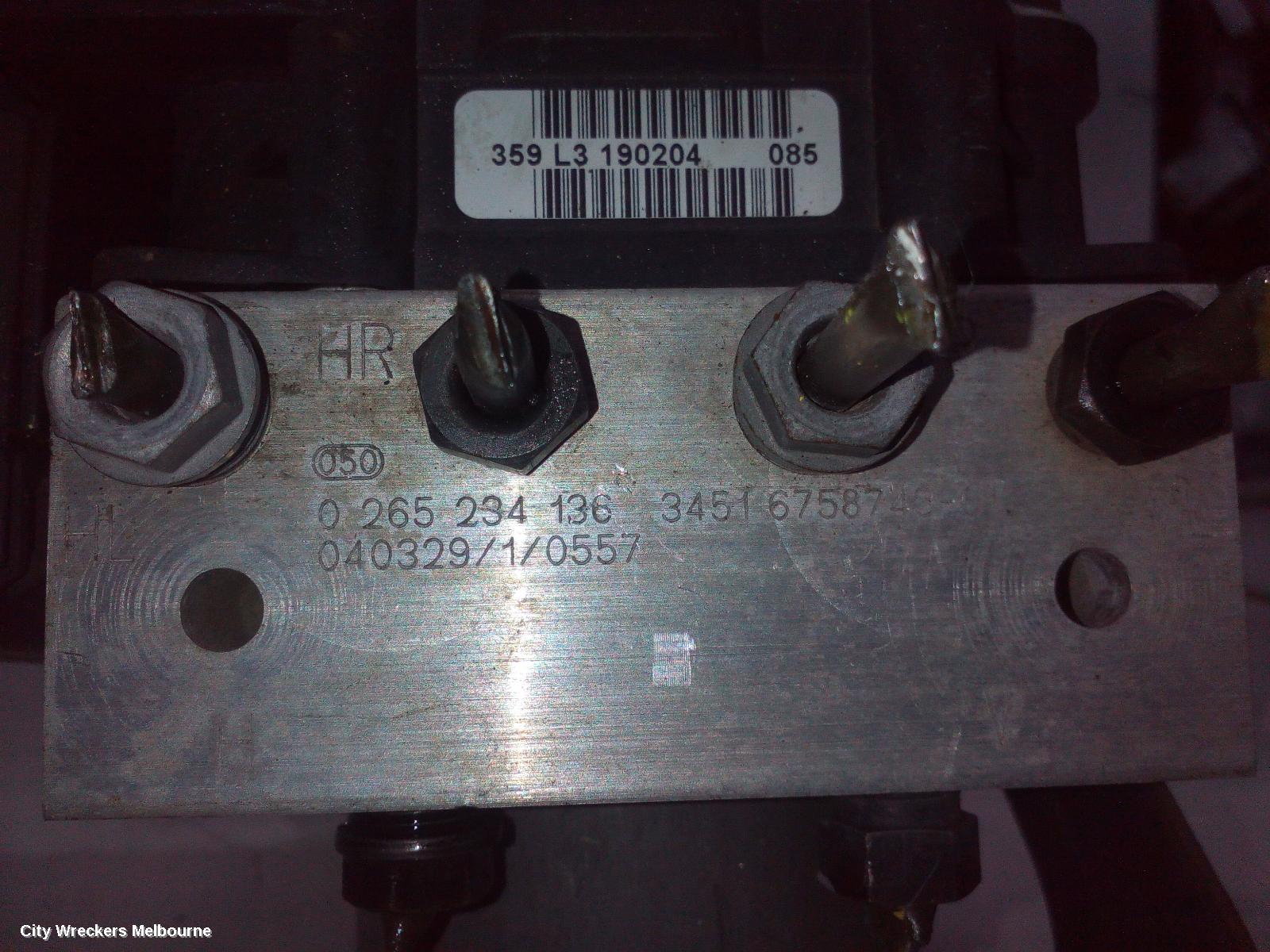 BMW 5 SERIES ABS PUMP/MODULATOR, E60, ON MODULE P/N 34516783360, ON ALLOY P/N 0265250217 P/N 34516774679, 10/2003 - 04/2010