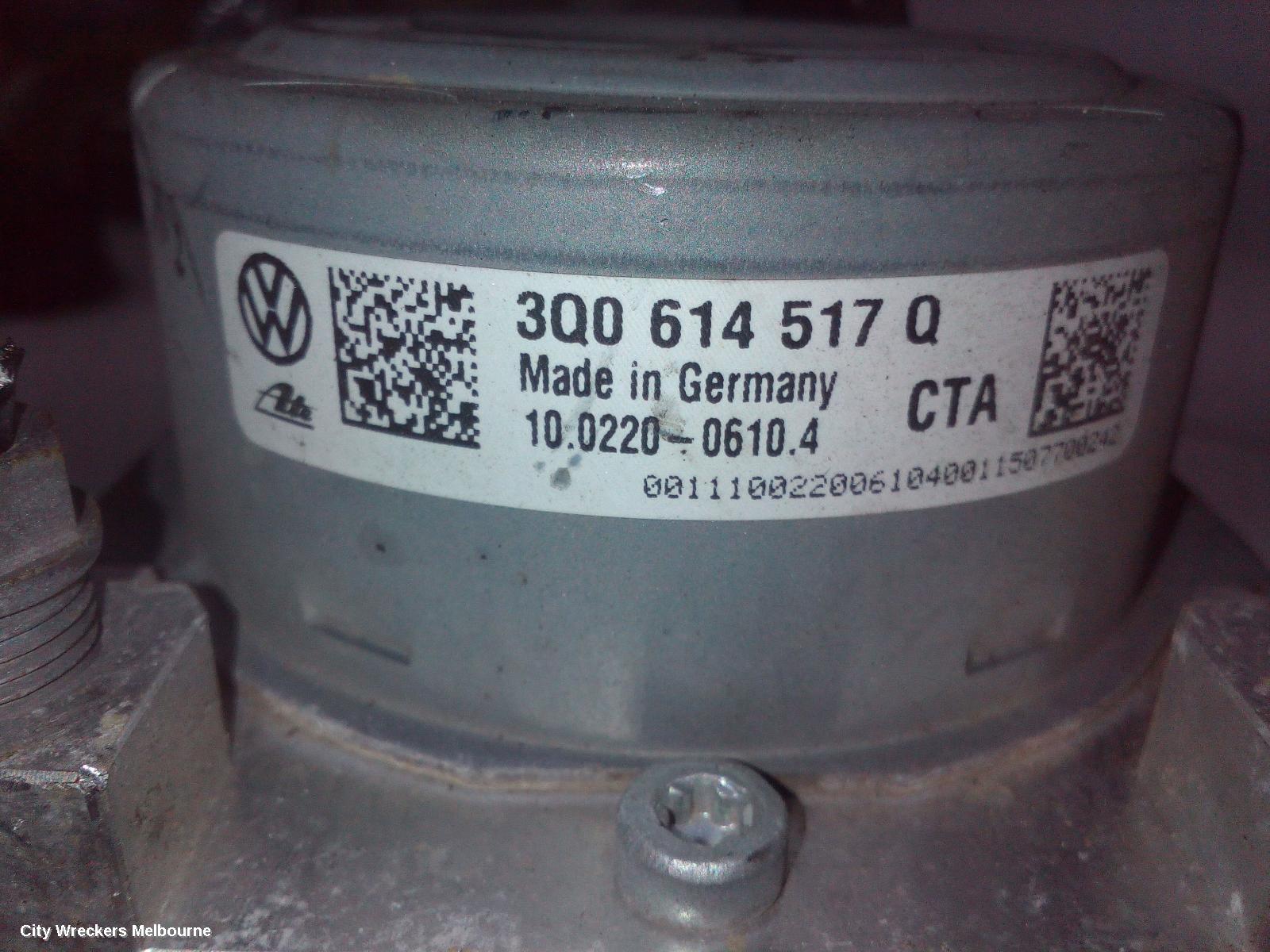 VOLKSWAGEN GOLF ABS PUMP/MODULATOR, GEN 7, ON MOTOR P/N 3Q0614517Q, 12/2012 - 08/2020