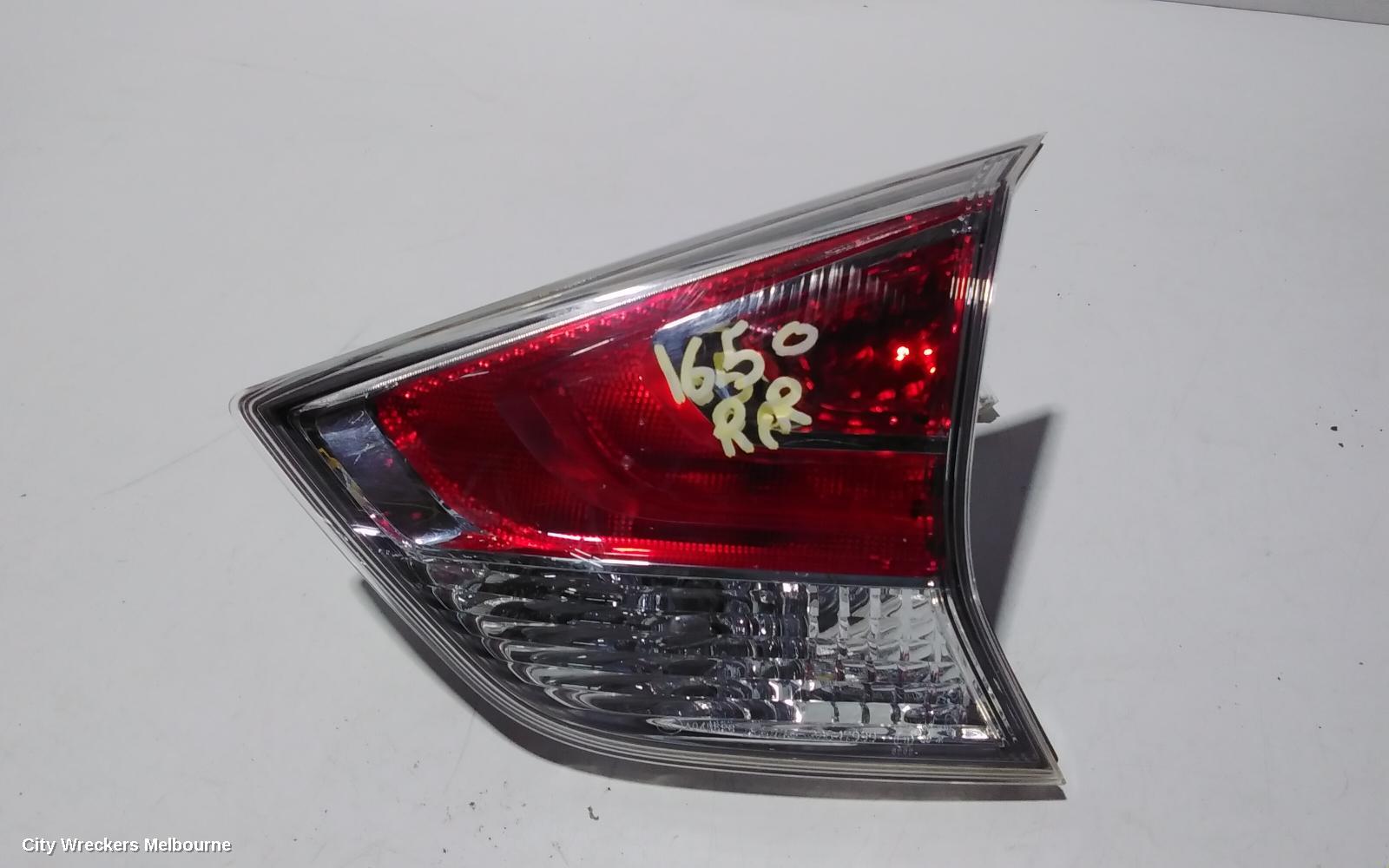 NISSAN XTRAIL REAR GARNISH, TAILGATE LAMP (RH SIDE), T32, 02/2014 - 01/2017
