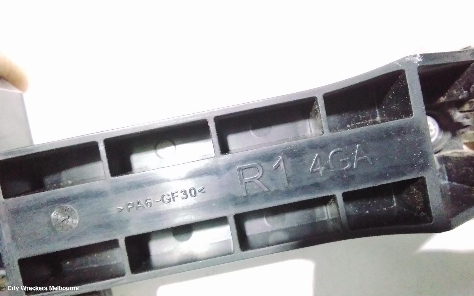 NISSAN XTRAIL DOOR HANDLE, OUTER, RH FRONT, COLOUR CODED, T32, 02/2014 ONWARDS