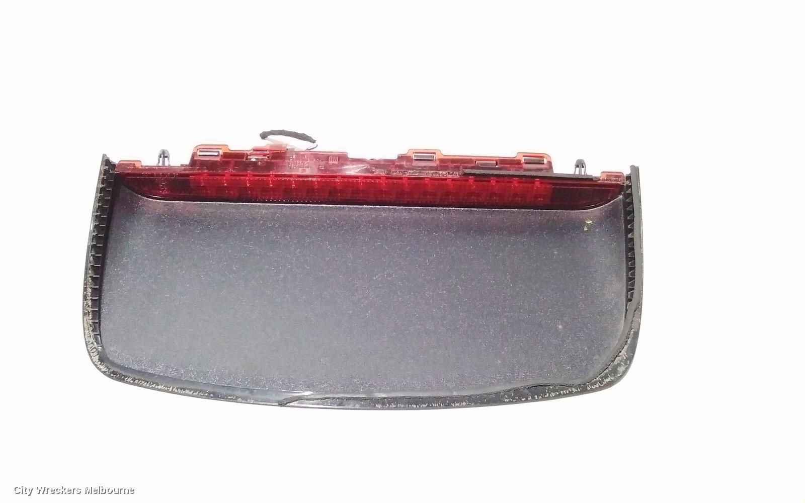 HOLDEN COMMODORE HIGH LEVEL STOPLIGHT, VF, 05/2013 - 12/2017