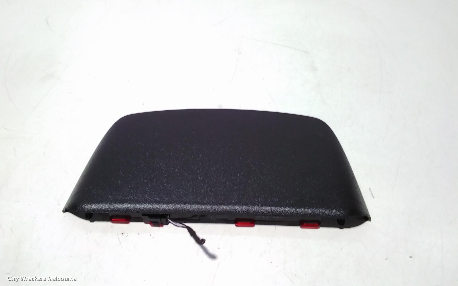 HOLDEN COMMODORE HIGH LEVEL STOPLIGHT, VF, 05/2013 - 12/2017