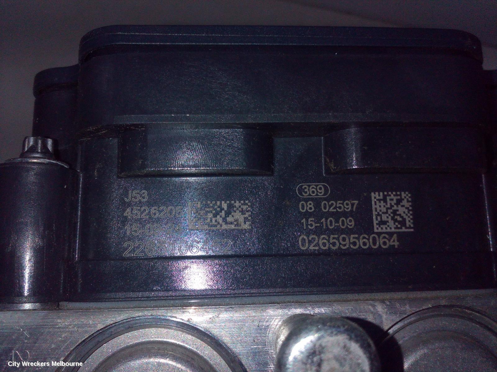HOLDEN COMMODORE ABS PUMP/MODULATOR, VF, NON TRACTION CONTROL TYPE, 05/2013 - 12/2017