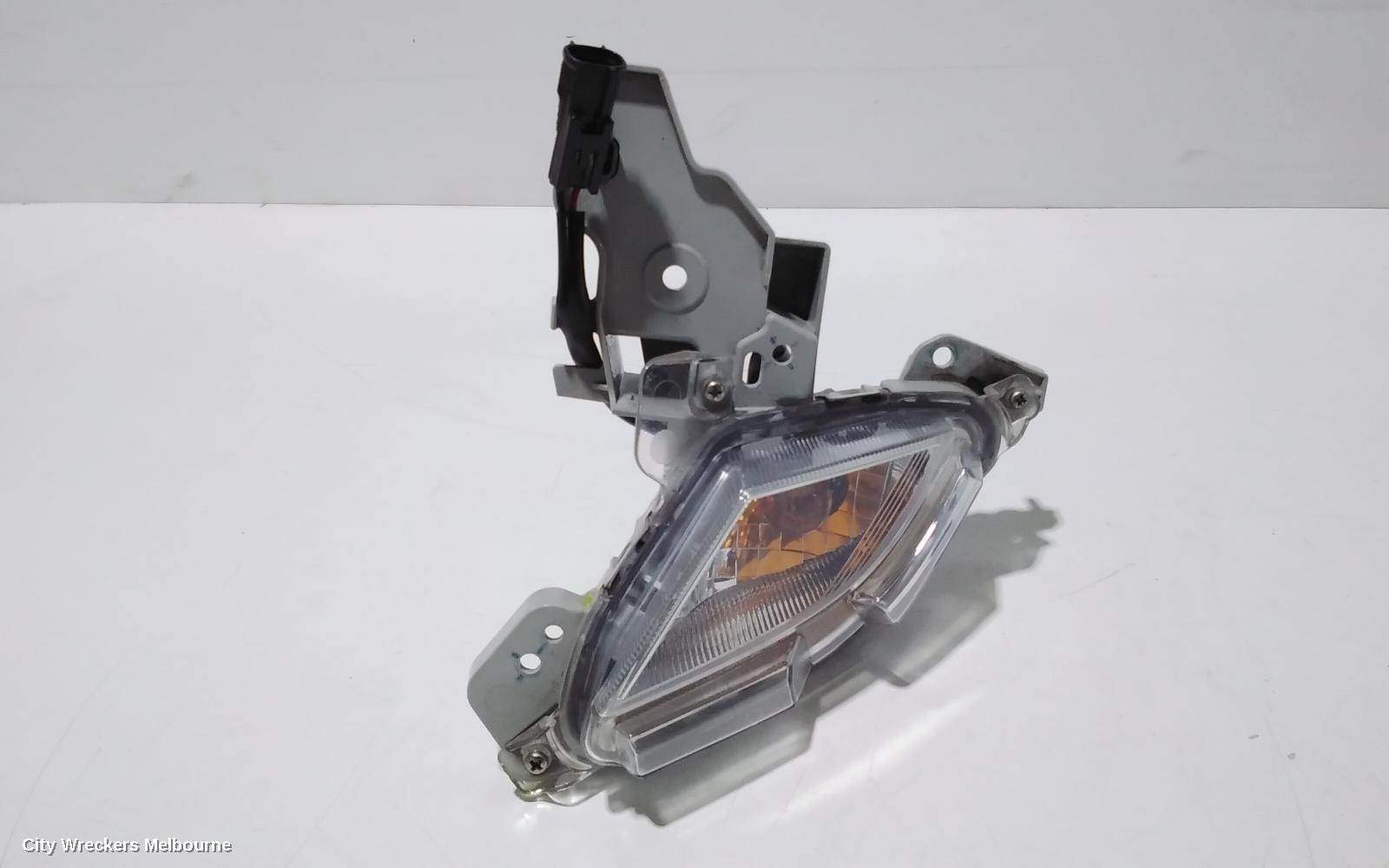 MAZDA CX3 RIGHT INDICATOR/FOG/SIDE, BUMPER FLASHER, DK, 03/2015 ONWARDS