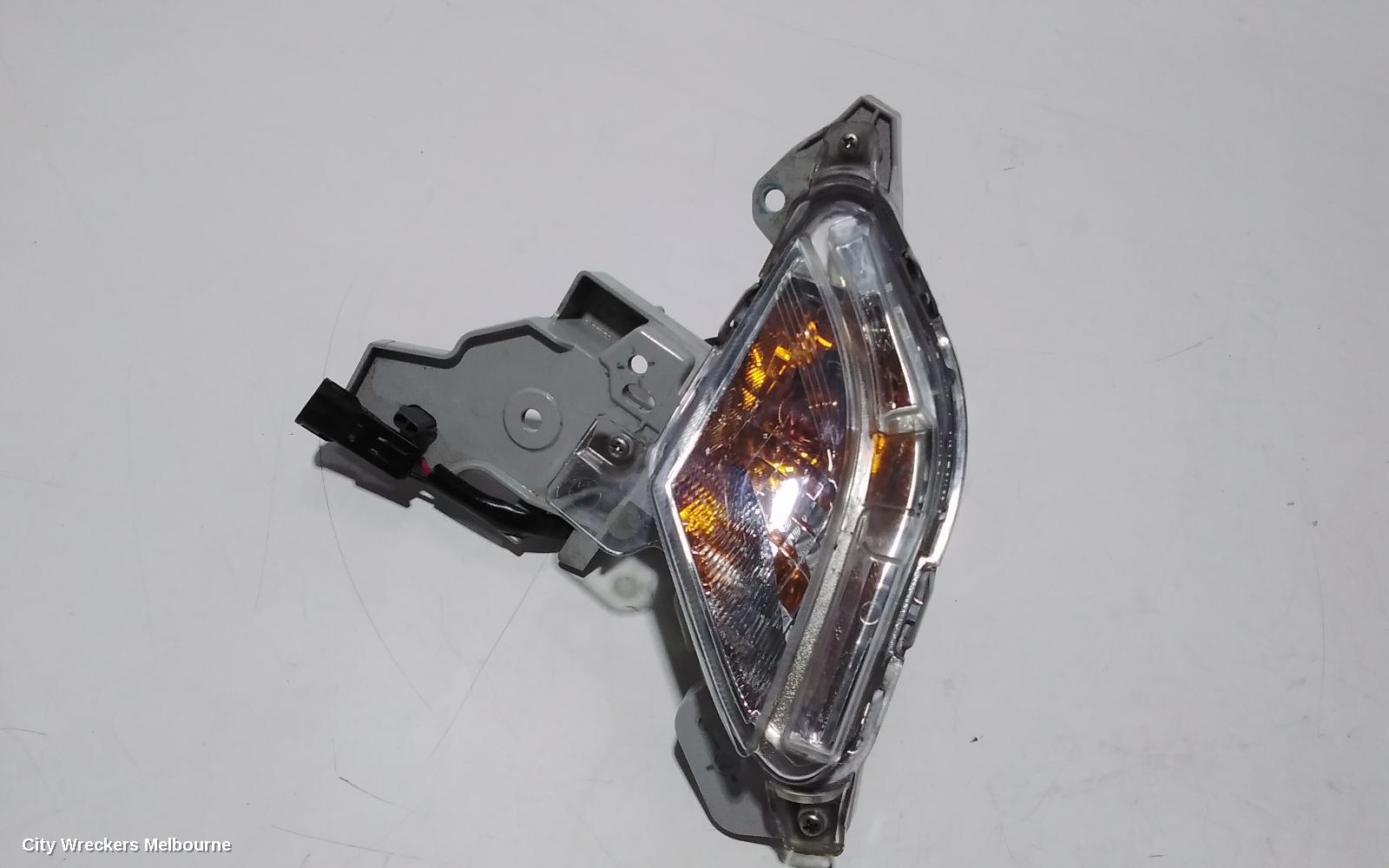 MAZDA CX3 RIGHT INDICATOR/FOG/SIDE, BUMPER FLASHER, DK, 03/2015 ONWARDS