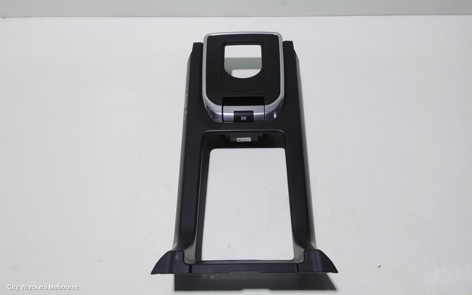 LAND ROVER DISCOVERY SPORT HANDBRAKE LEVER, L550, 01/2015 ONWARDS