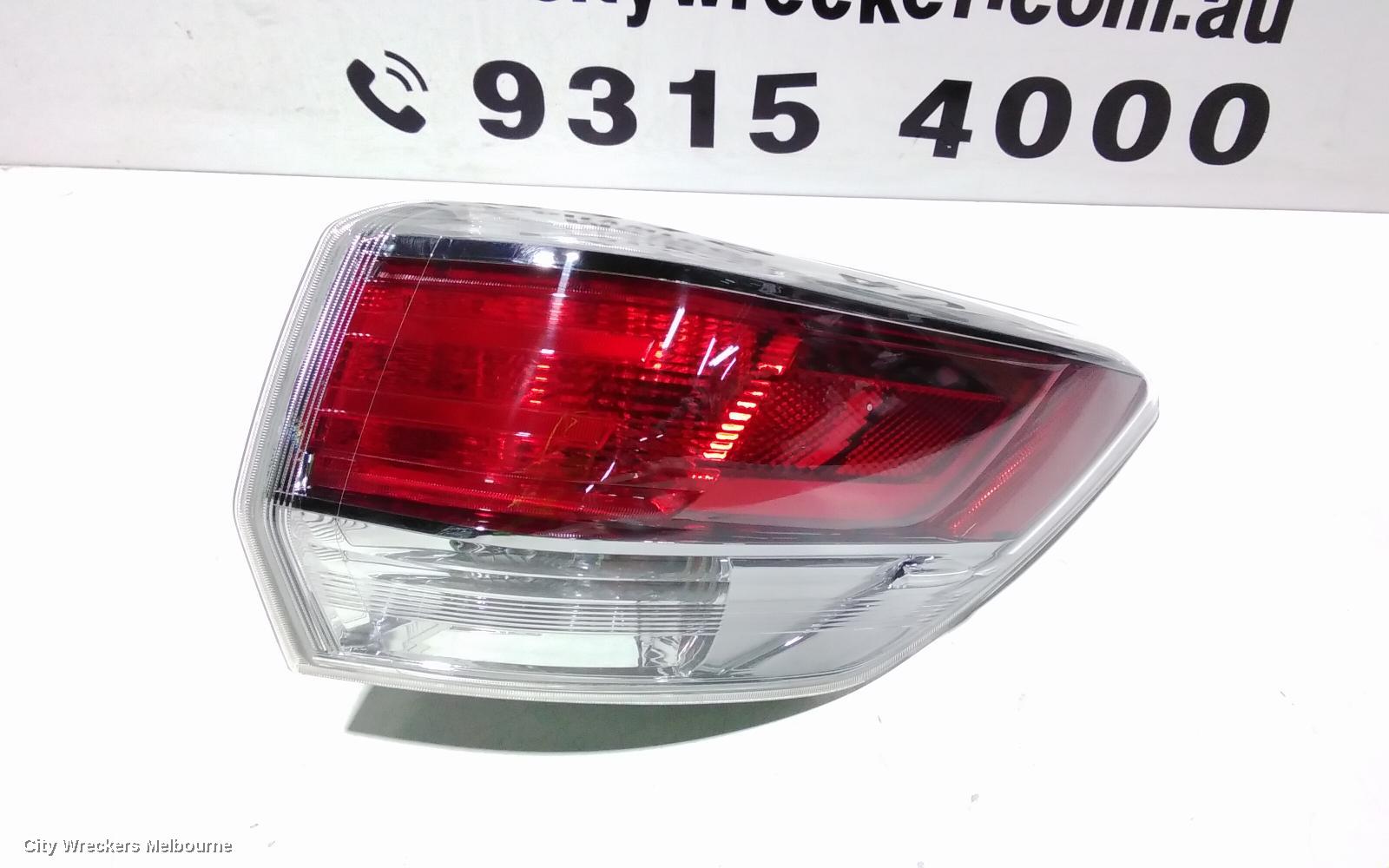 TOYOTA KLUGER RIGHT TAILLIGHT, GSU50/GSU55, 03/2014 - 10/2016