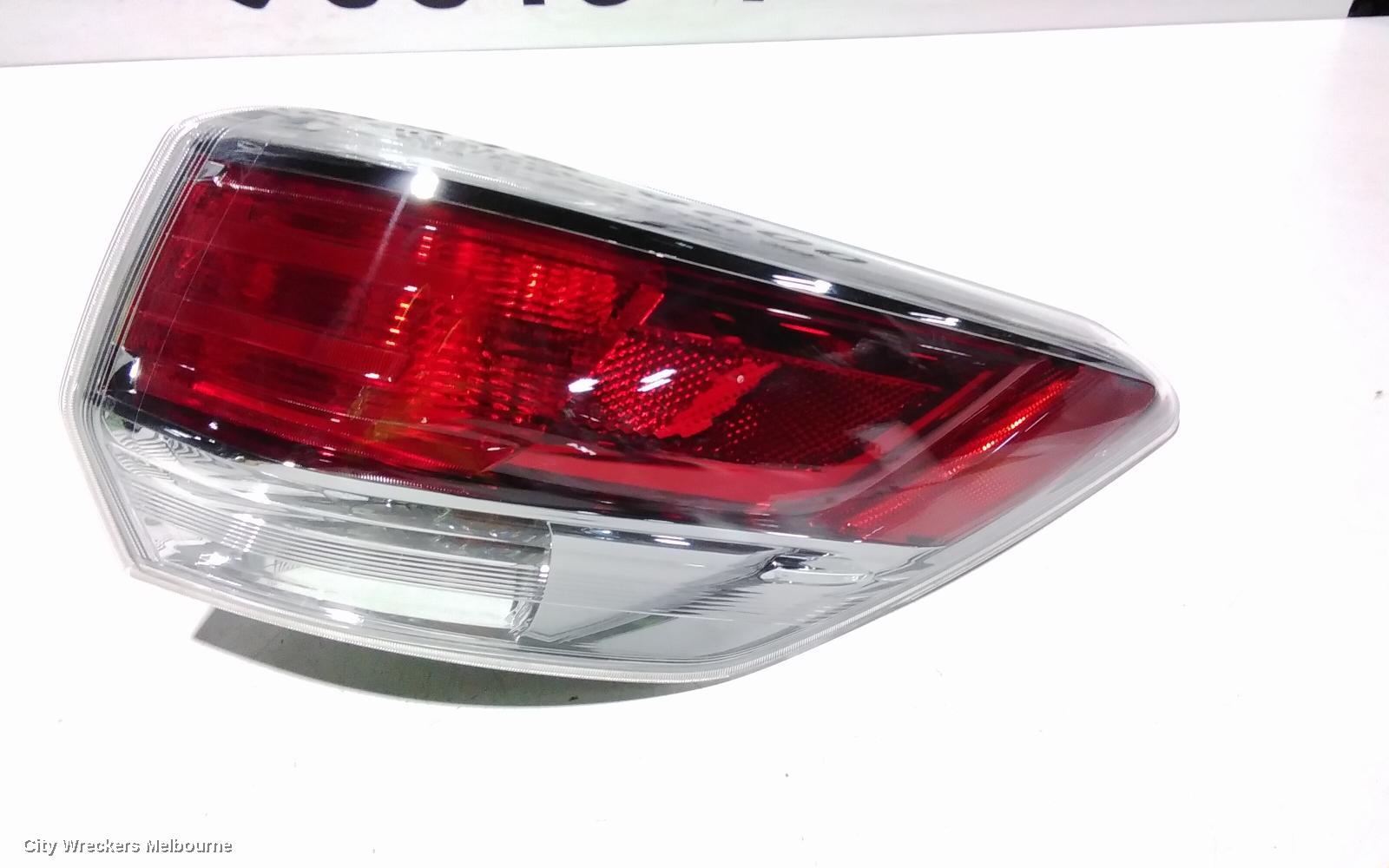 TOYOTA KLUGER RIGHT TAILLIGHT, GSU50/GSU55, 03/2014 - 10/2016