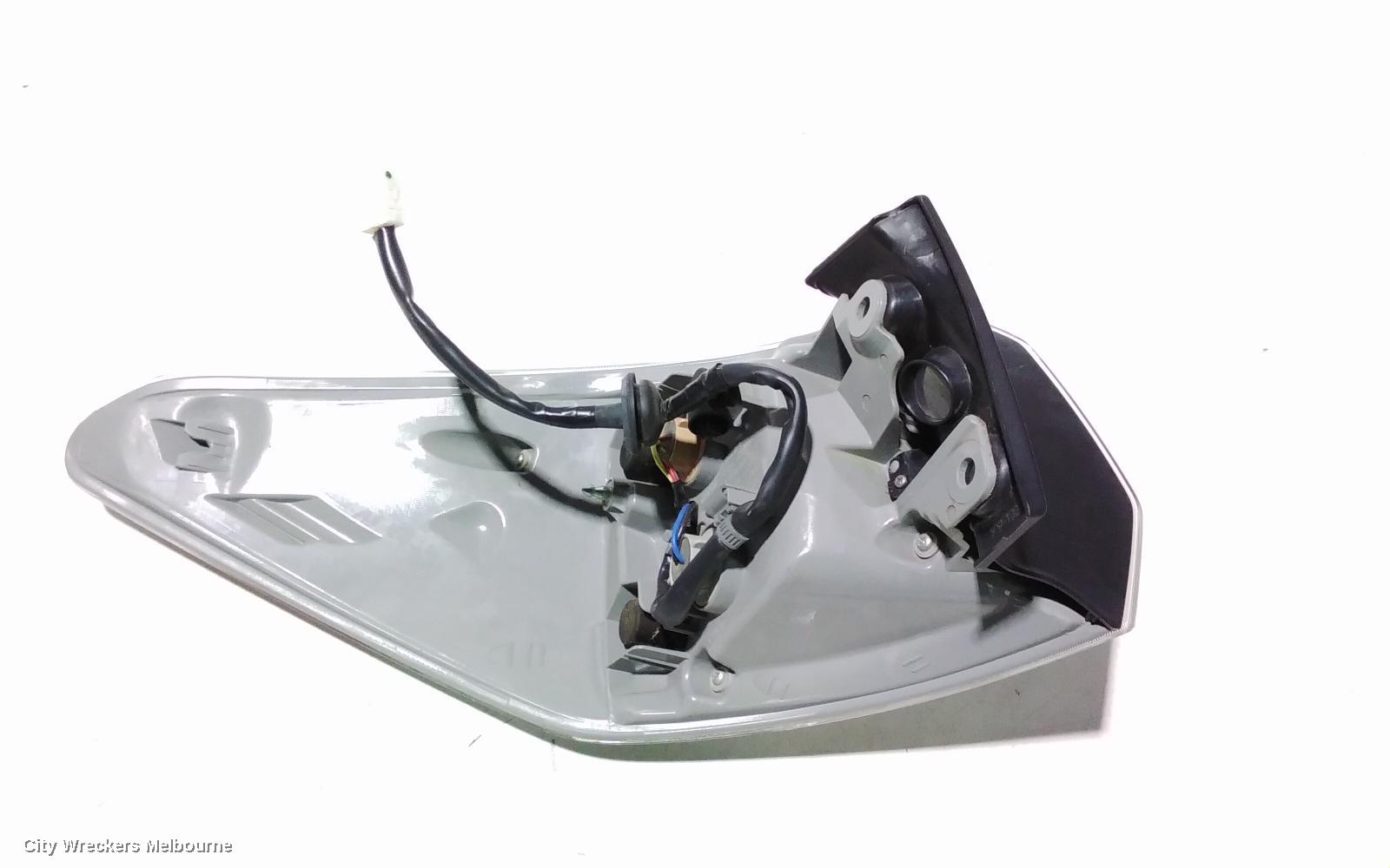 TOYOTA KLUGER RIGHT TAILLIGHT, GSU50/GSU55, 03/2014 - 10/2016