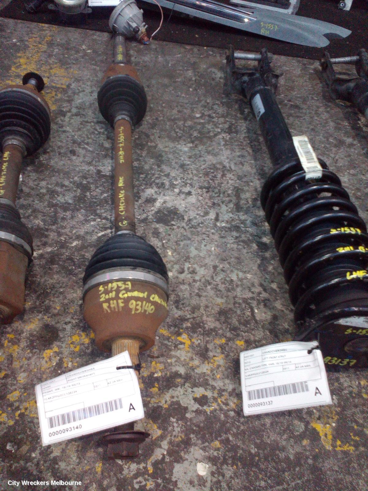 JEEP GRANDCHEROKEE RIGHT DRIVESHAFT, FRONT, WK, 10/2010 - 03/2013