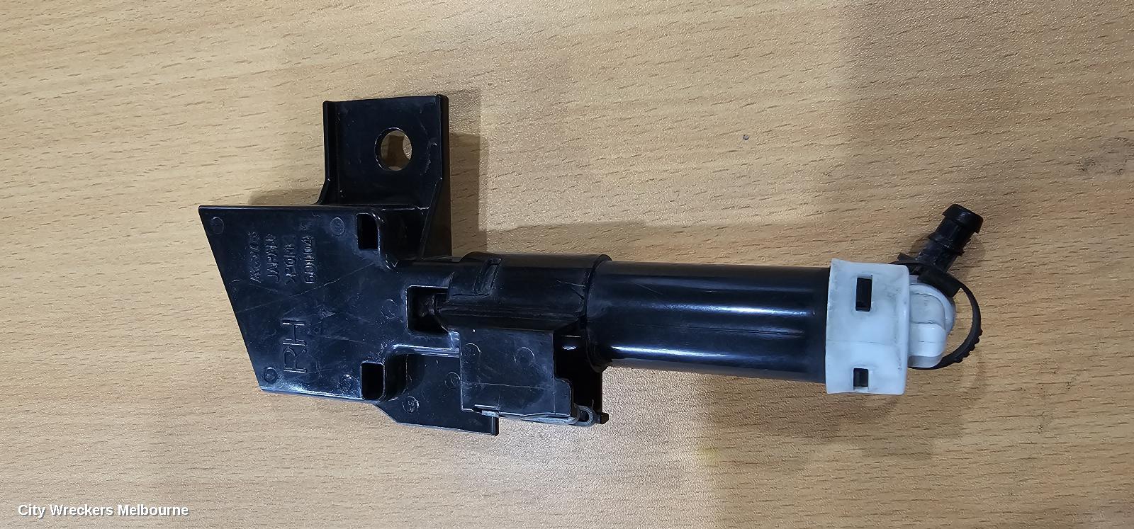SUBARU FORESTER WASHER JET, SJ, 01/2013 - 08/2018