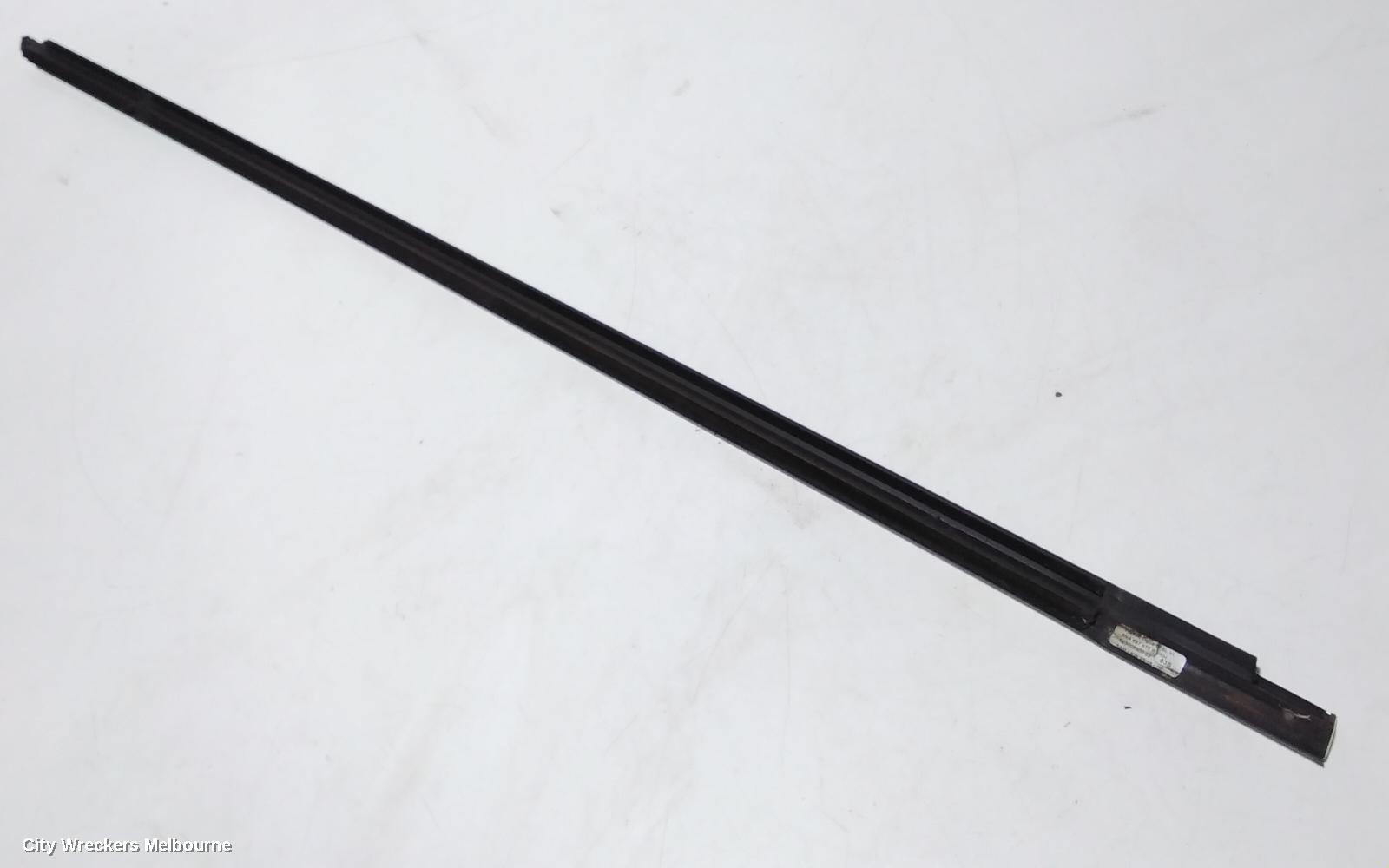 VOLKSWAGEN TIGUAN DOOR MOULD, LHF UPPER CHROME DOOR BELT / MOULD : 93188, 5NA, 06/2016 - 02/2024