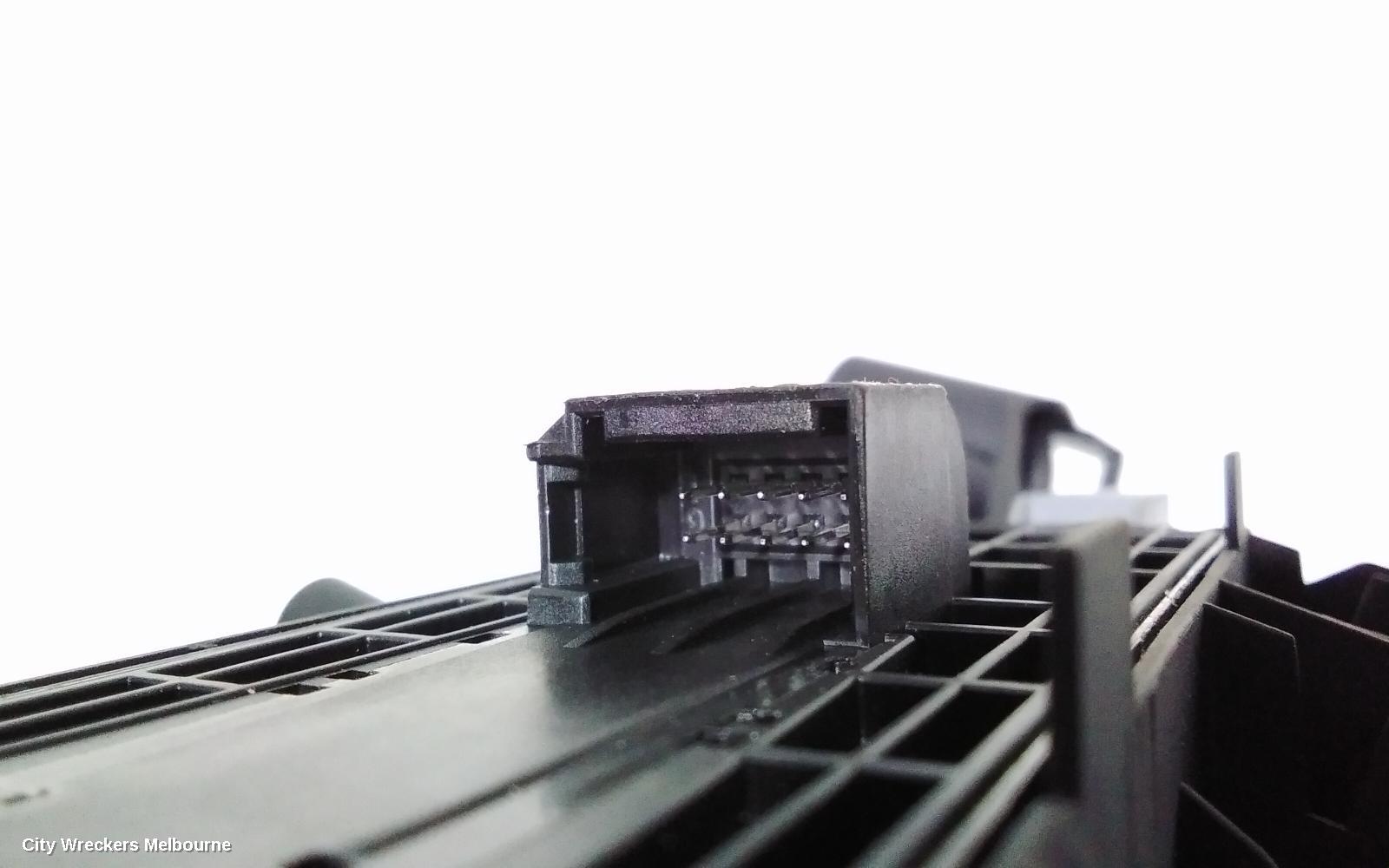 AUDI A4 PWR DR WIND SWITCH, RH FRONT (MASTER SWITCH), B8 8K, 02/2008 - 06/2012