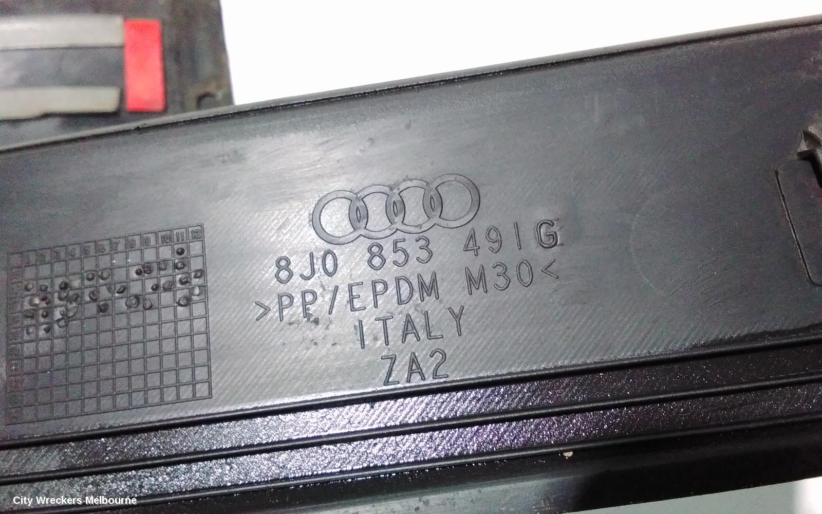 AUDI TT DOOR MOULD, LH MOULD  REFER TO PHOTOS: 93211, 8J, 09/2006 - 12/2014