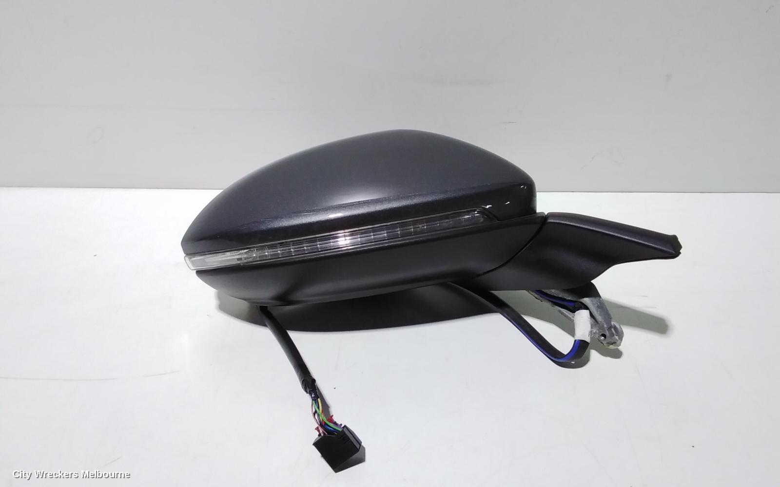 VOLKSWAGEN GOLF RIGHT DOOR MIRROR, GEN 7, COLOUR CODED, POWER FOLD, W/ MEMORY, HEATED, NON LANE KEEPING SYSTEM, (6XQ/7Y0), 03/2017 - 08/2020