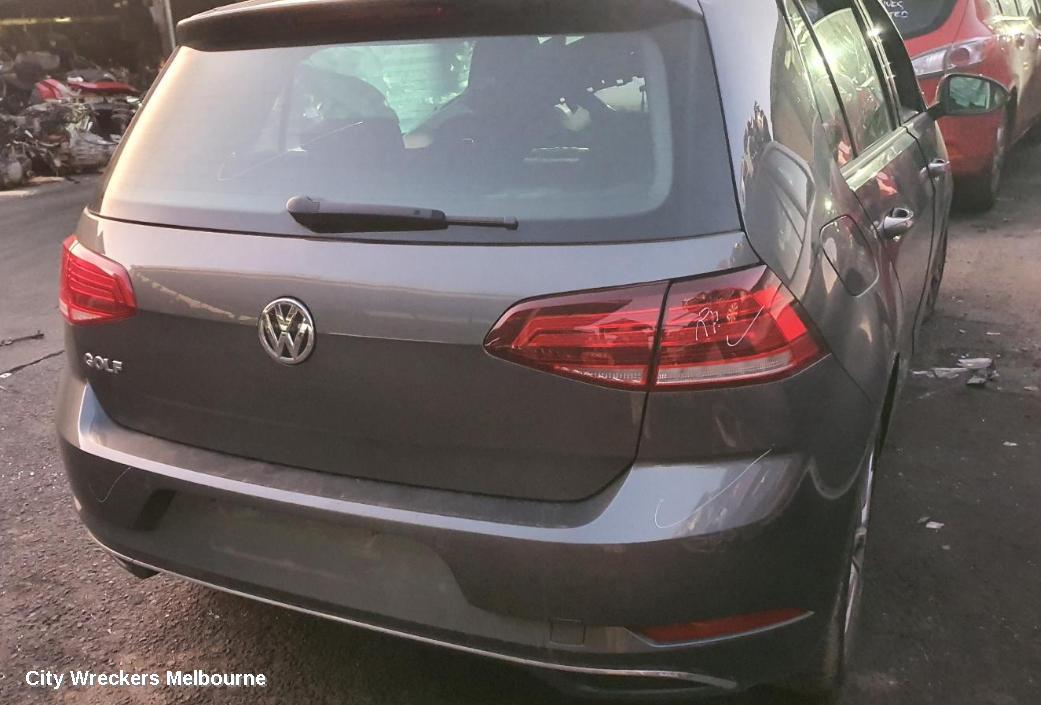 VOLKSWAGEN GOLF RIGHT DOOR MIRROR, GEN 7, COLOUR CODED, POWER FOLD, W/ MEMORY, HEATED, NON LANE KEEPING SYSTEM, (6XQ/7Y0), 03/2017 - 08/2020