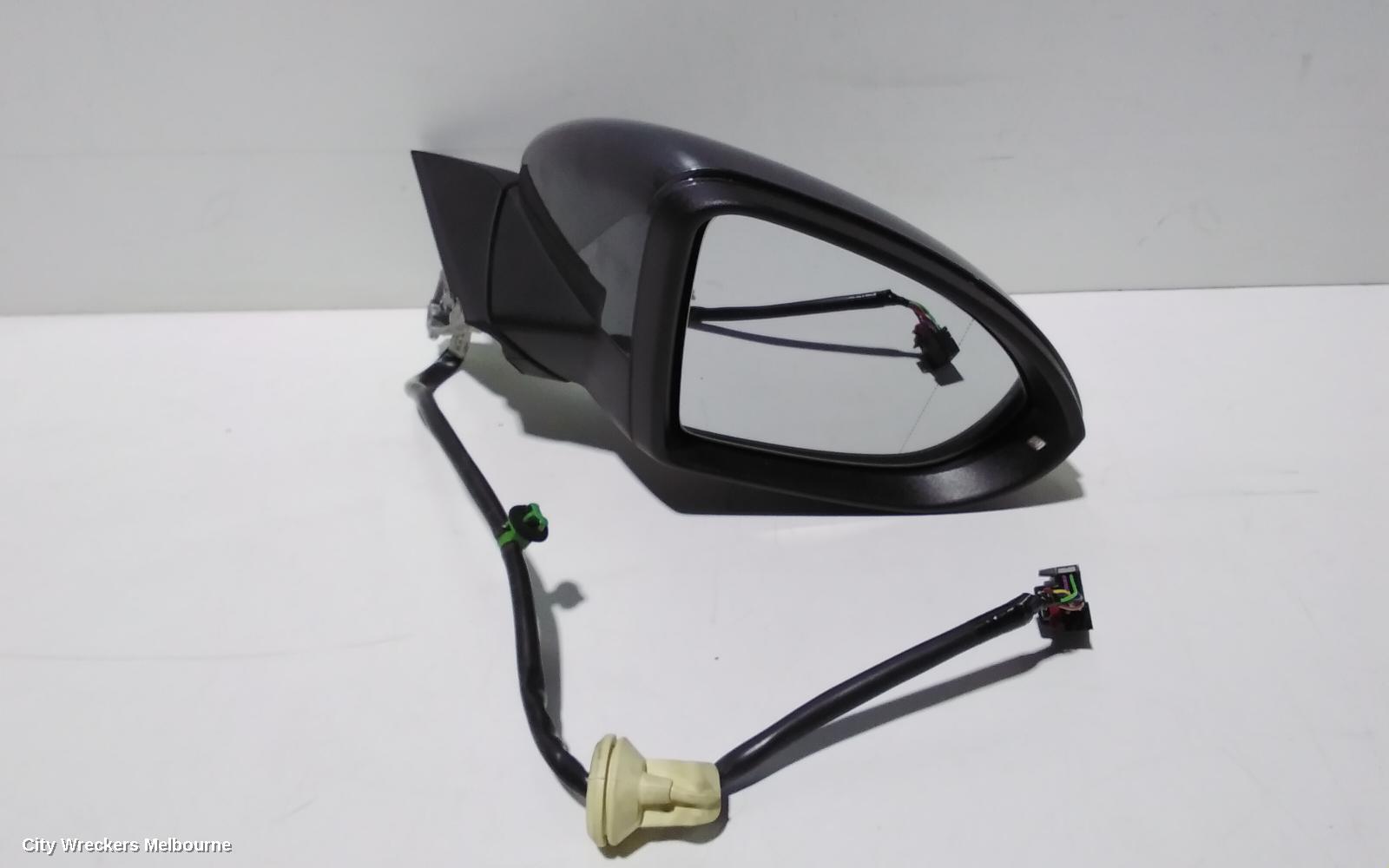 VOLKSWAGEN GOLF RIGHT DOOR MIRROR, GEN 7, COLOUR CODED, POWER FOLD, W/ MEMORY, HEATED, NON LANE KEEPING SYSTEM, (6XQ/7Y0), 03/2017 - 08/2020