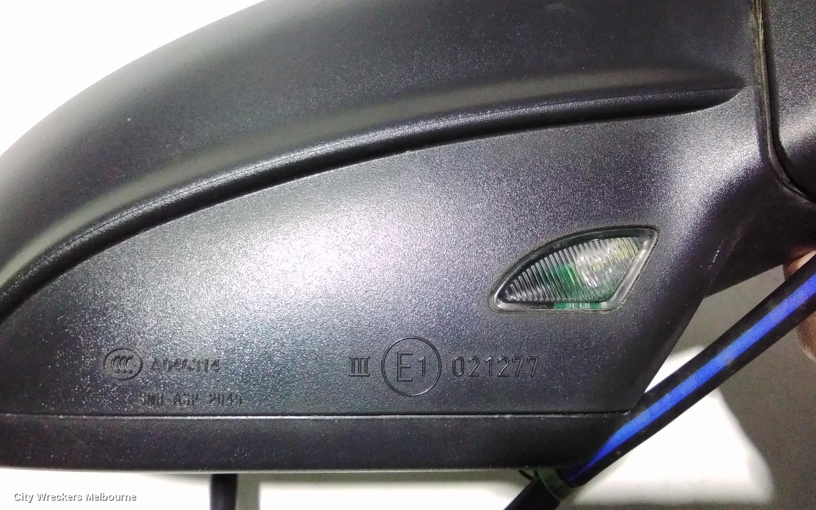 VOLKSWAGEN GOLF RIGHT DOOR MIRROR, GEN 7, COLOUR CODED, POWER FOLD, W/ MEMORY, HEATED, NON LANE KEEPING SYSTEM, (6XQ/7Y0), 03/2017 - 08/2020