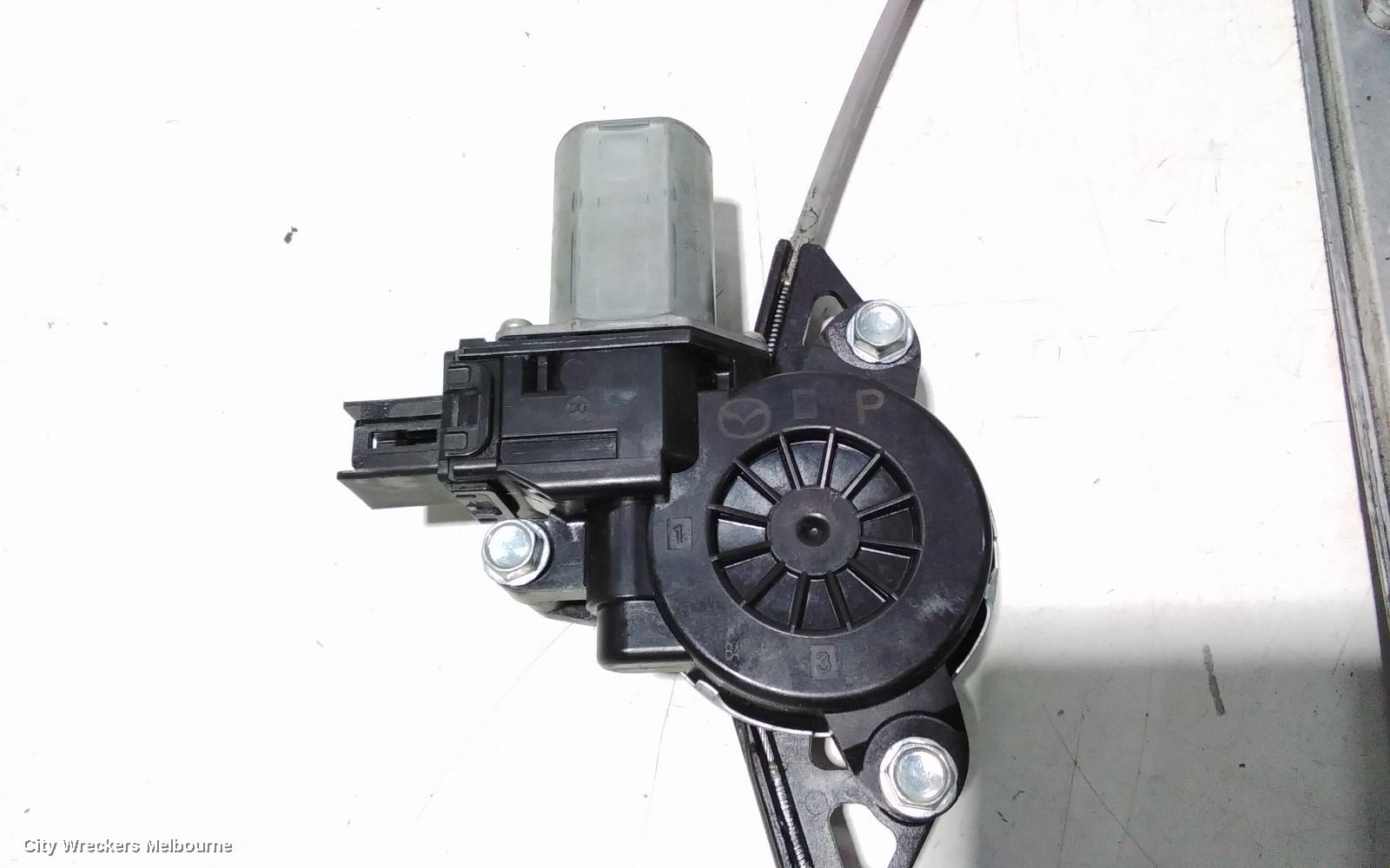 MAZDA CX9 RIGHT FRONT WINDOW REG/MOTOR, TC, 07/2016 ONWARDS