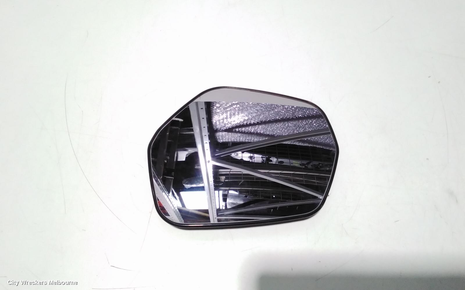 HONDA HRV LEFT DOOR MIRROR, RU5, VTI-S, MANUAL FOLD, W/ CAMERA & AUTO DIP TYPE, 12/2014 - 06/2018