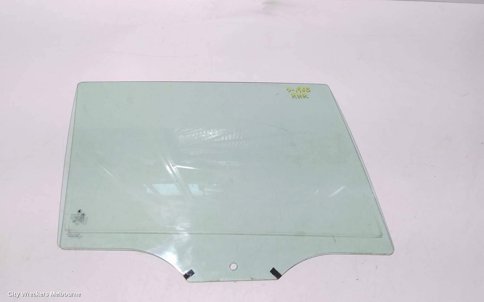 SKODA OCTAVIA RIGHT REAR DOOR WINDOW, NE, WAGON, 11/2013 - 09/2020