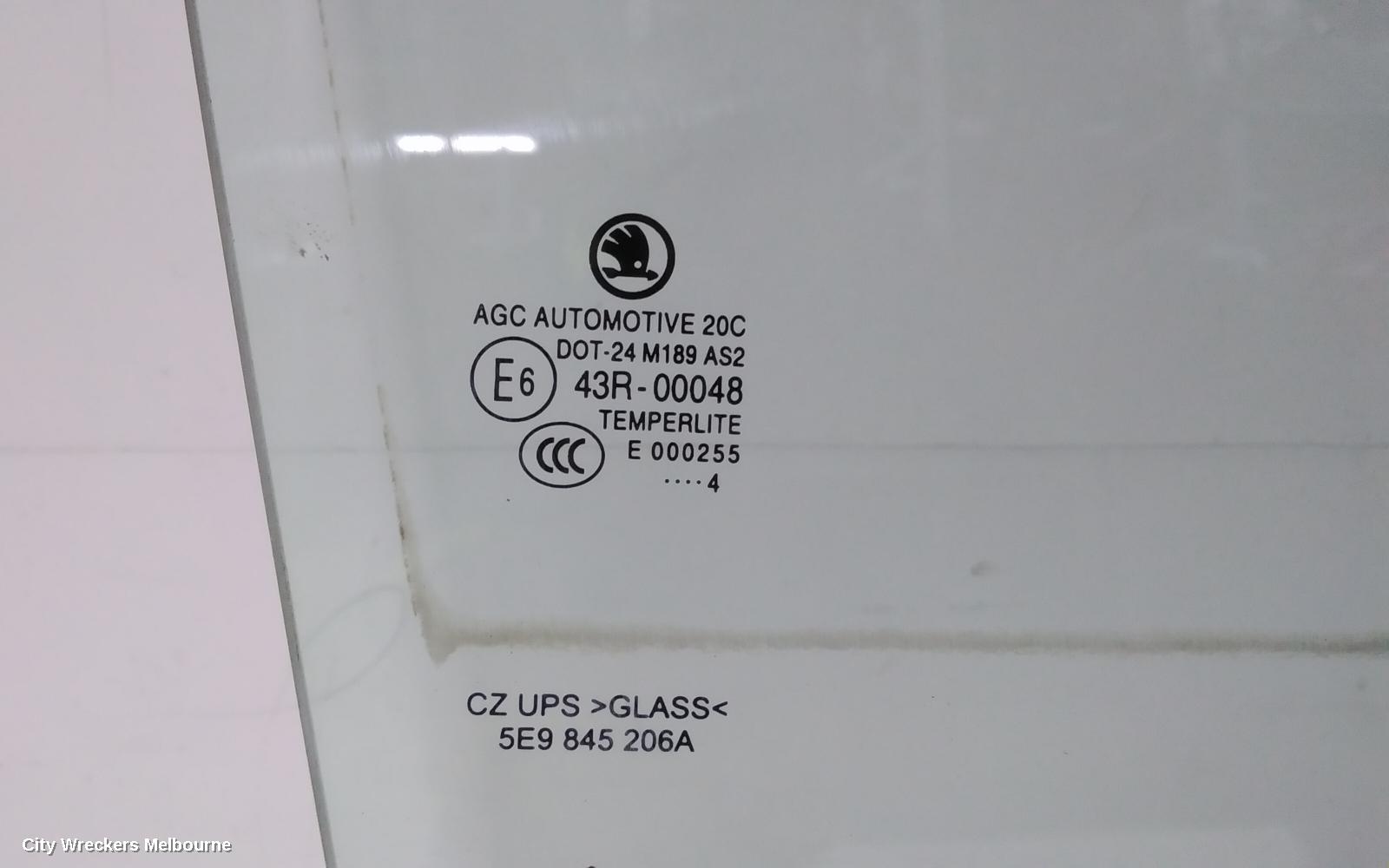 SKODA OCTAVIA RIGHT REAR DOOR WINDOW, NE, WAGON, 11/2013 - 09/2020