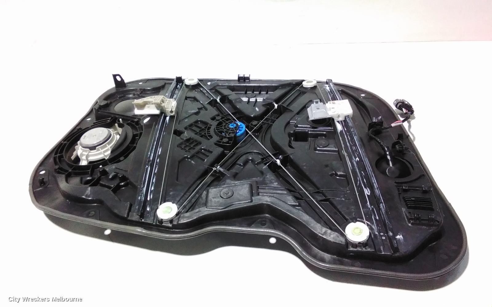 HYUNDAI I30 RIGHT FRONT WINDOW REG/MOTOR, PD, HATCH, DOOR REG ASSY (REG AND MOTOR), 03/2017 ONWARDS