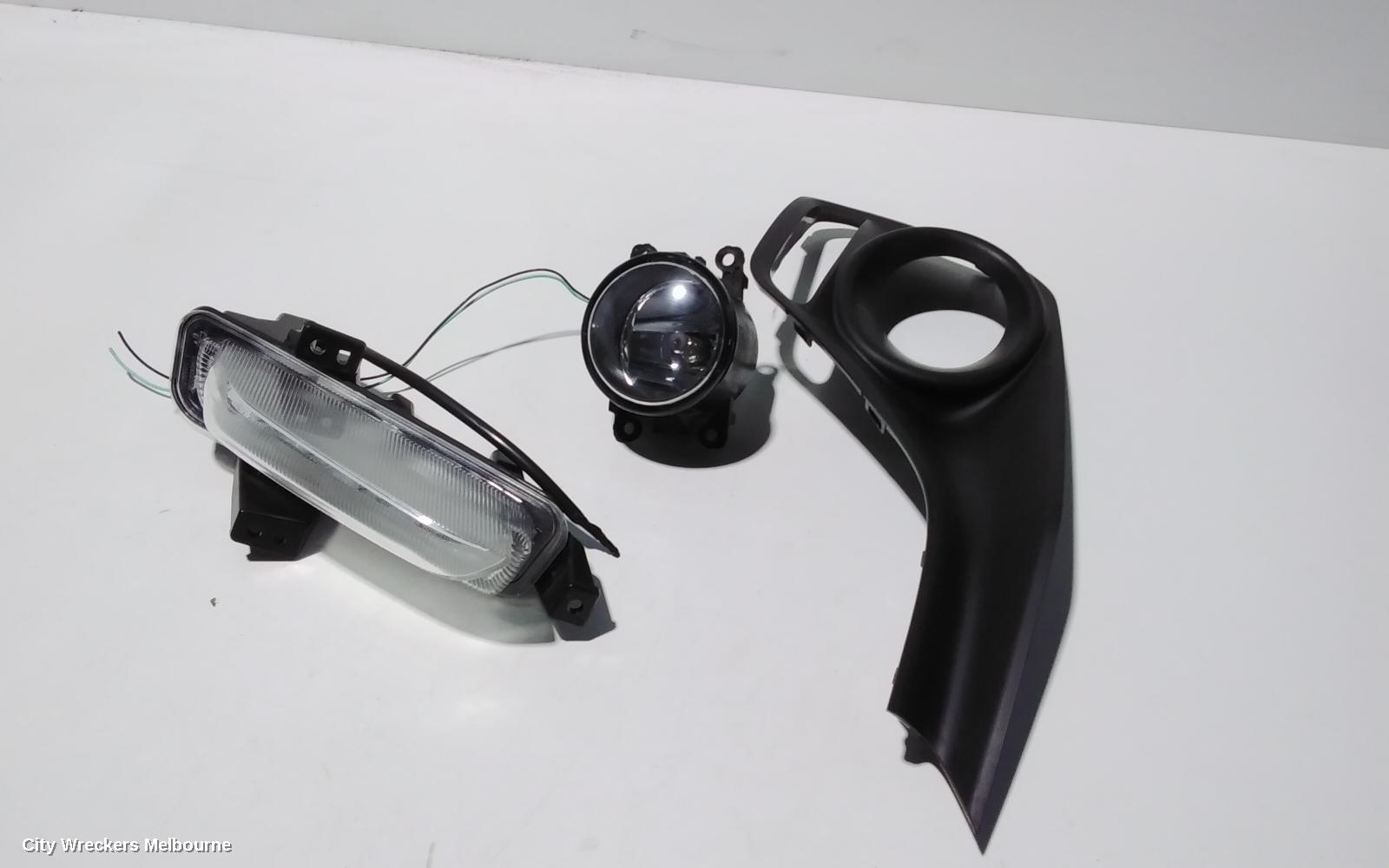 SUZUKI SWIFT FOG LAMP