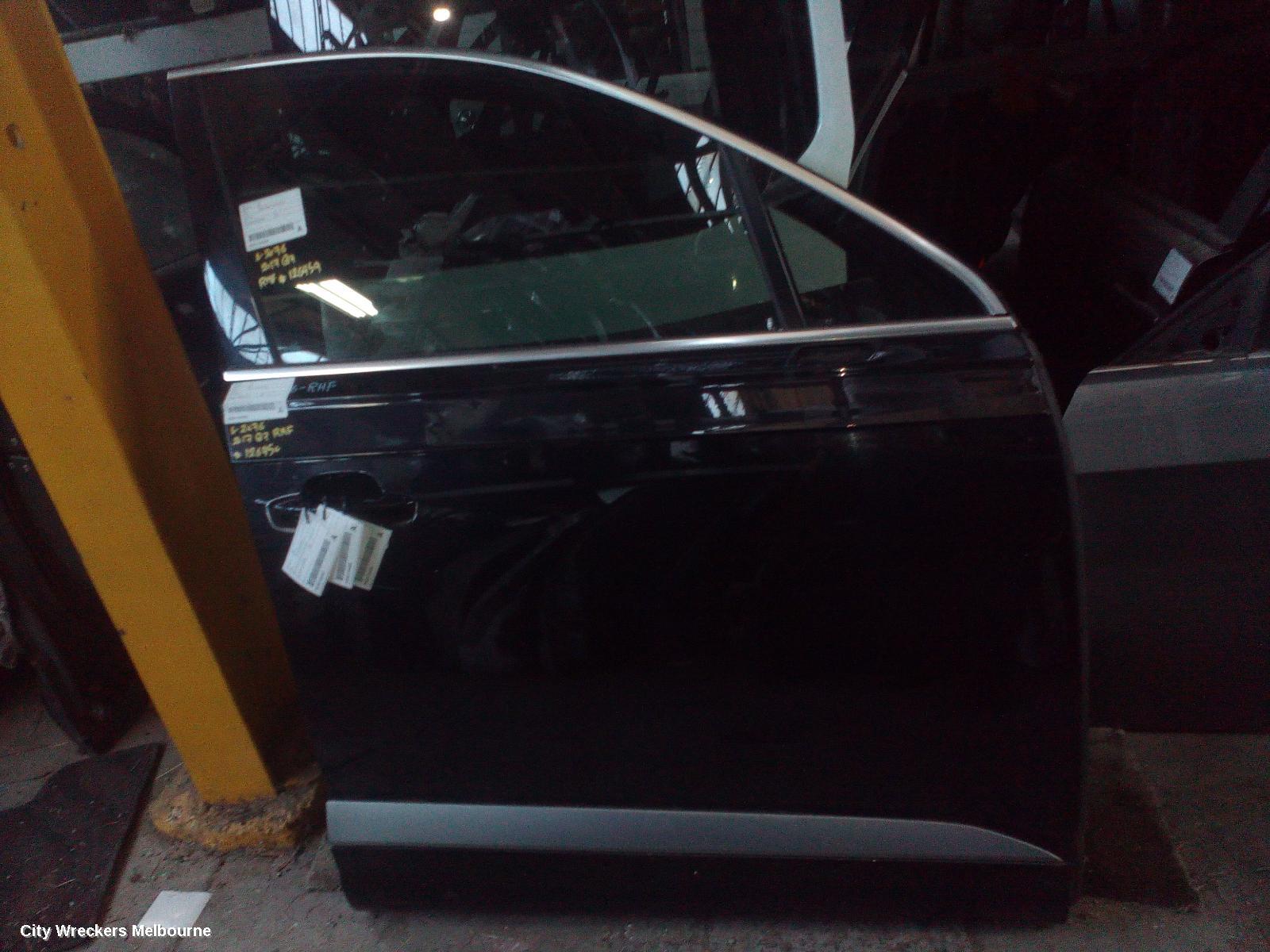 AUDI Q7 RIGHT FRONT DOOR, 4M, 09/2015 ONWARDS