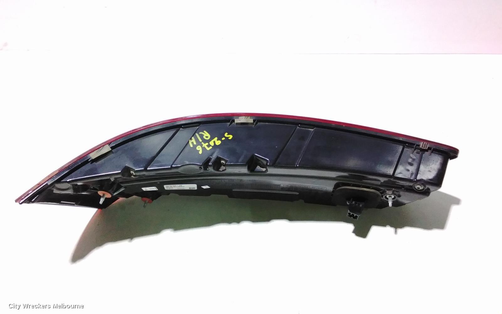 AUDI Q7 RIGHT TAILLIGHT, 4M, IN LIFTGATE, OPT 8SK 4PIN, 09/2015 - 03/2020
