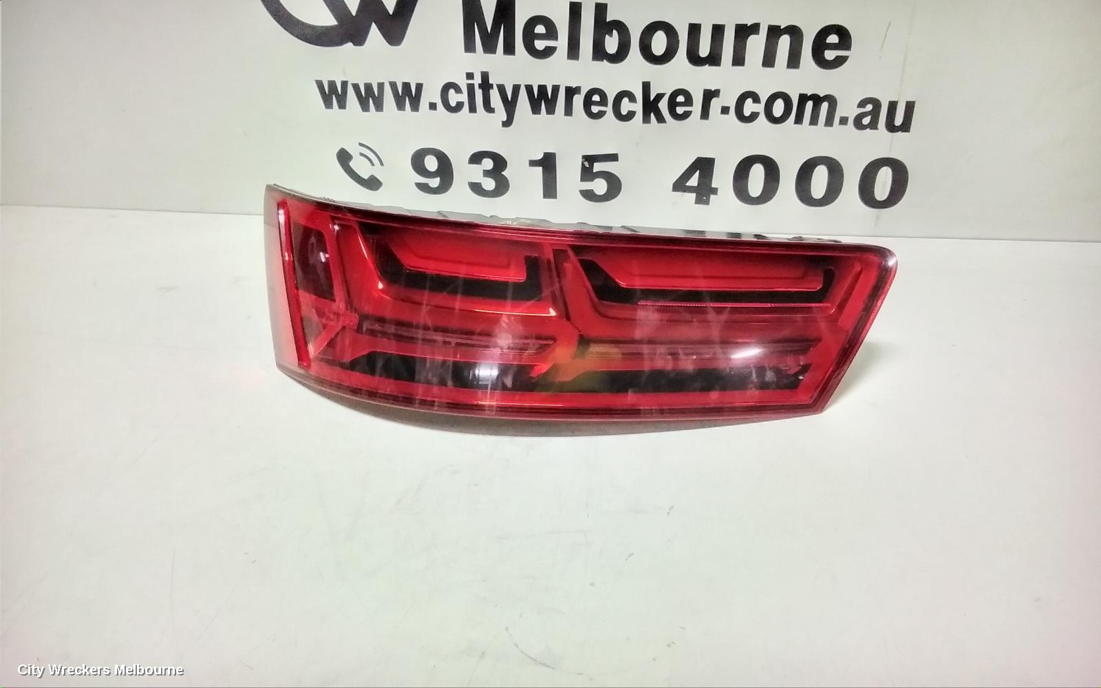 AUDI Q7 LEFT TAILLIGHT, 4M, IN LIFTGATE, OPT 8SK 4PIN, 09/2015 - 03/2020
