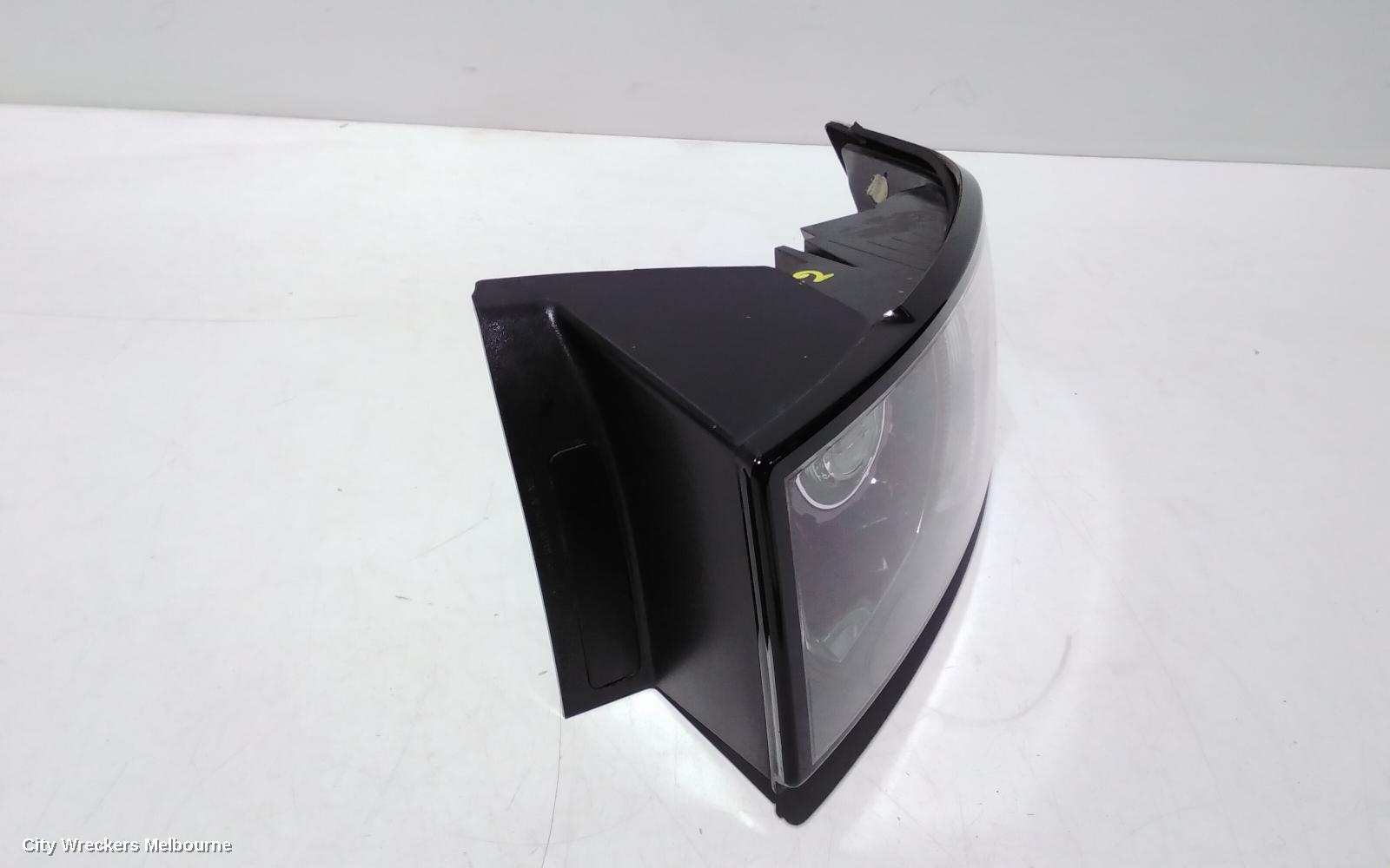 LAND ROVER RANGEROVER EVOQUE RIGHT TAILLIGHT, IN BODY, L538, RED/CLEAR TYPE, 11/2011 - 06/2015